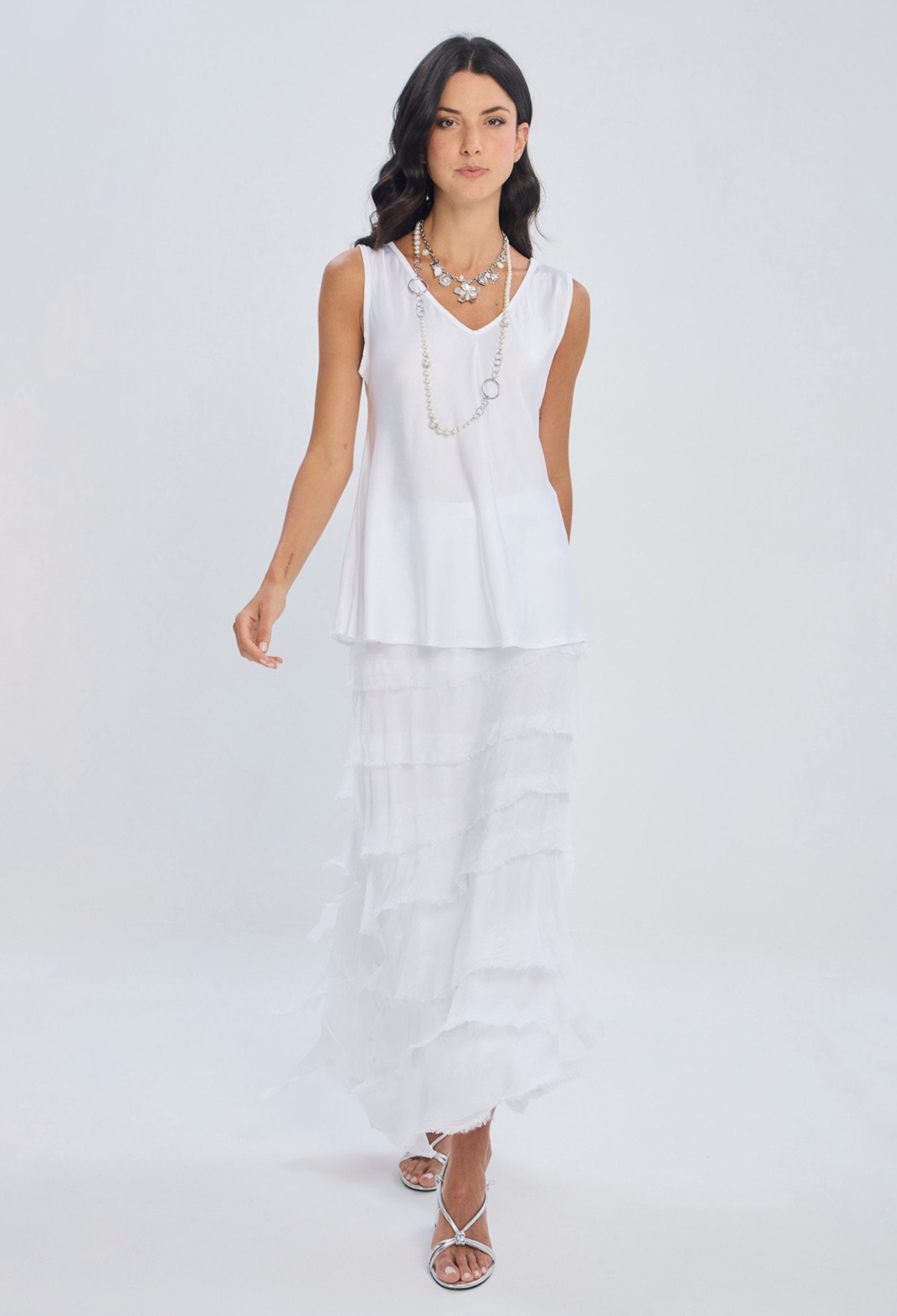 Falda larga blanca con capas horizontales de flecos texturizados silueta recta hasta el tobillo en poliéster para mujer