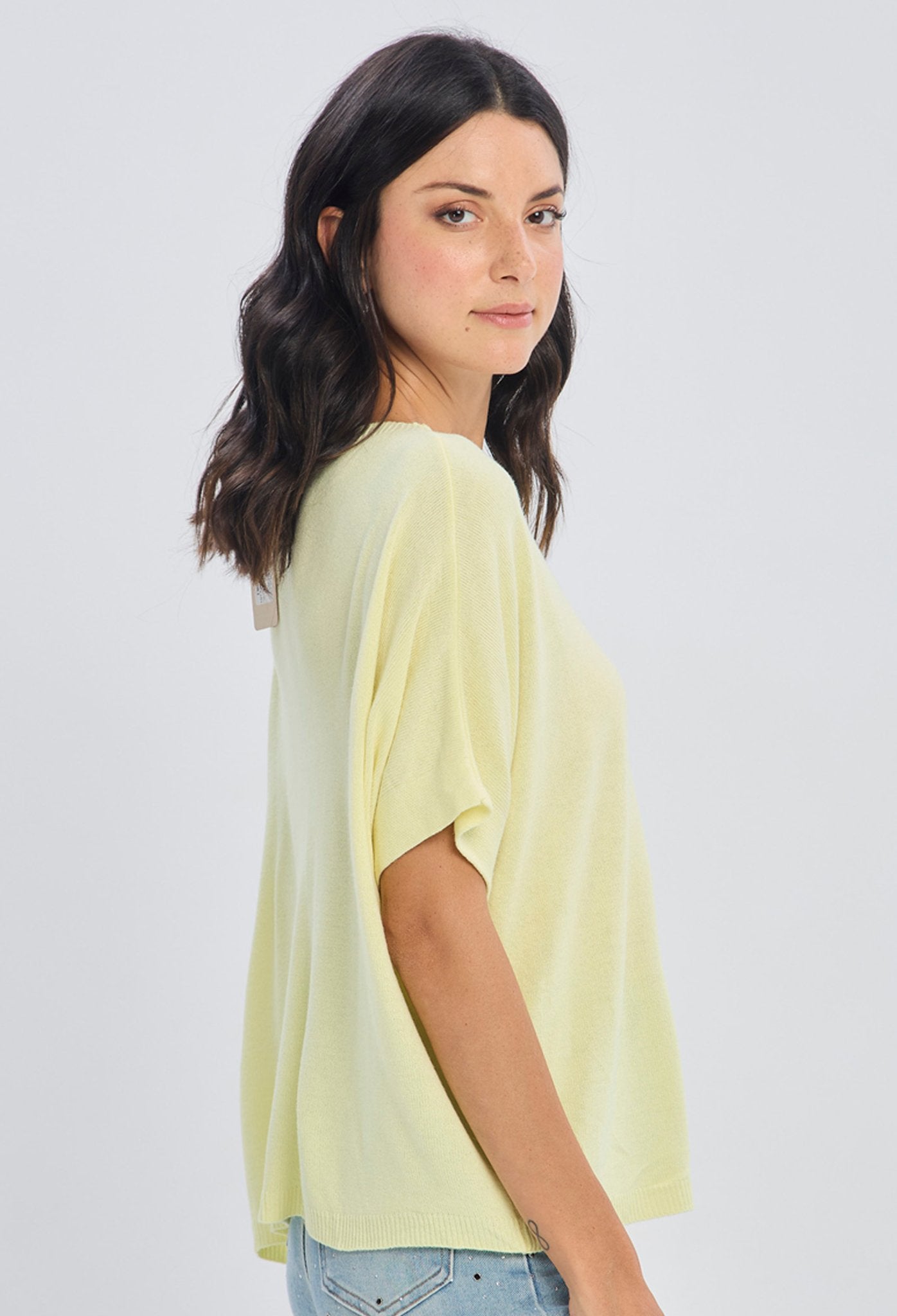 Blusa Cuello Barco Manga Corta NEW