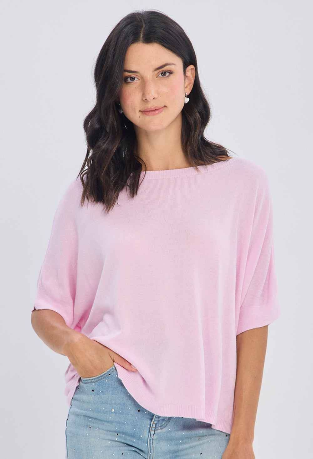 Blusa oversize rosado cuello barco manga corta amplia para mujer BYBLA