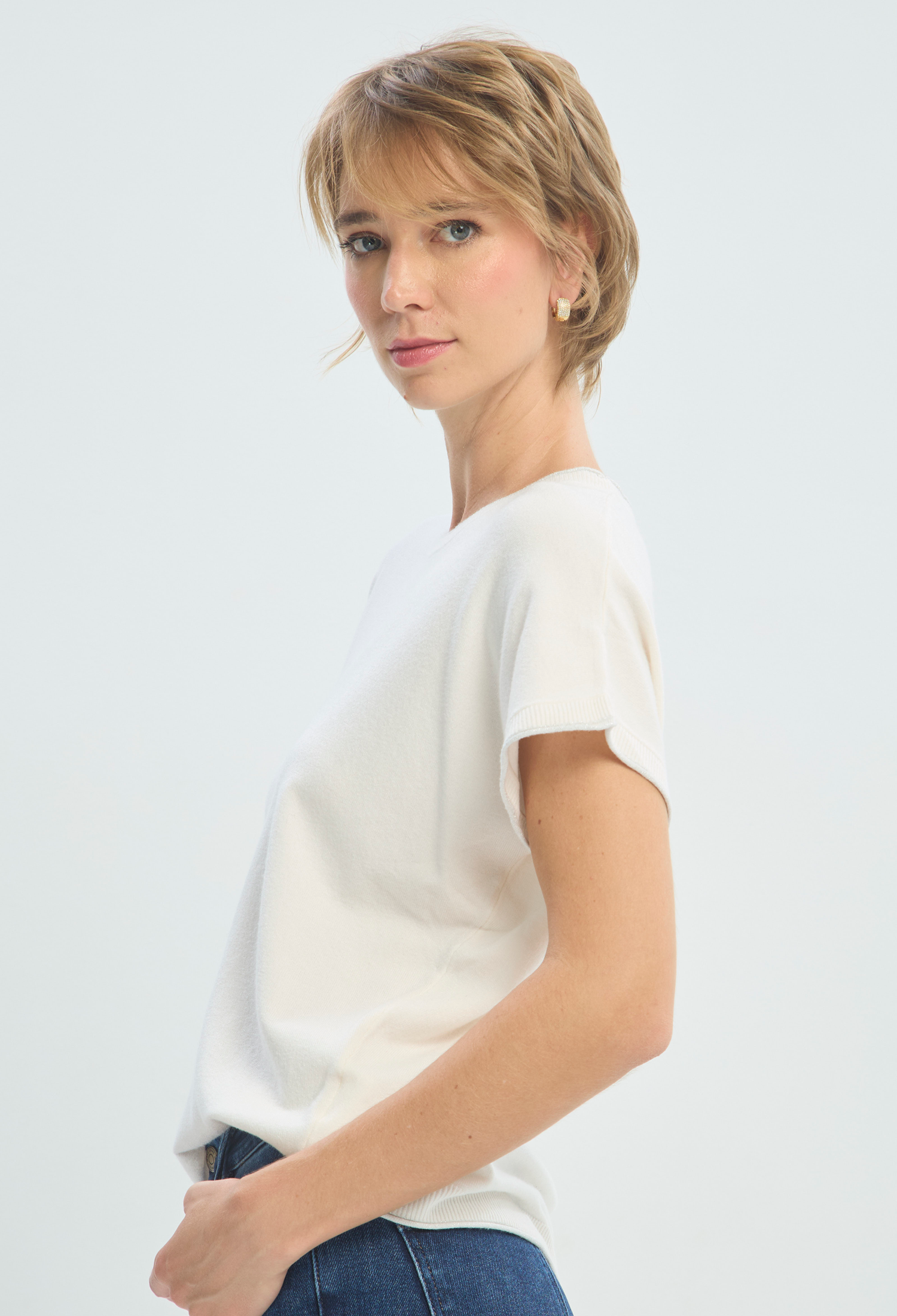 Blusa Manga Corta Beige con Hilo Metalizado BYBLA - vista 2