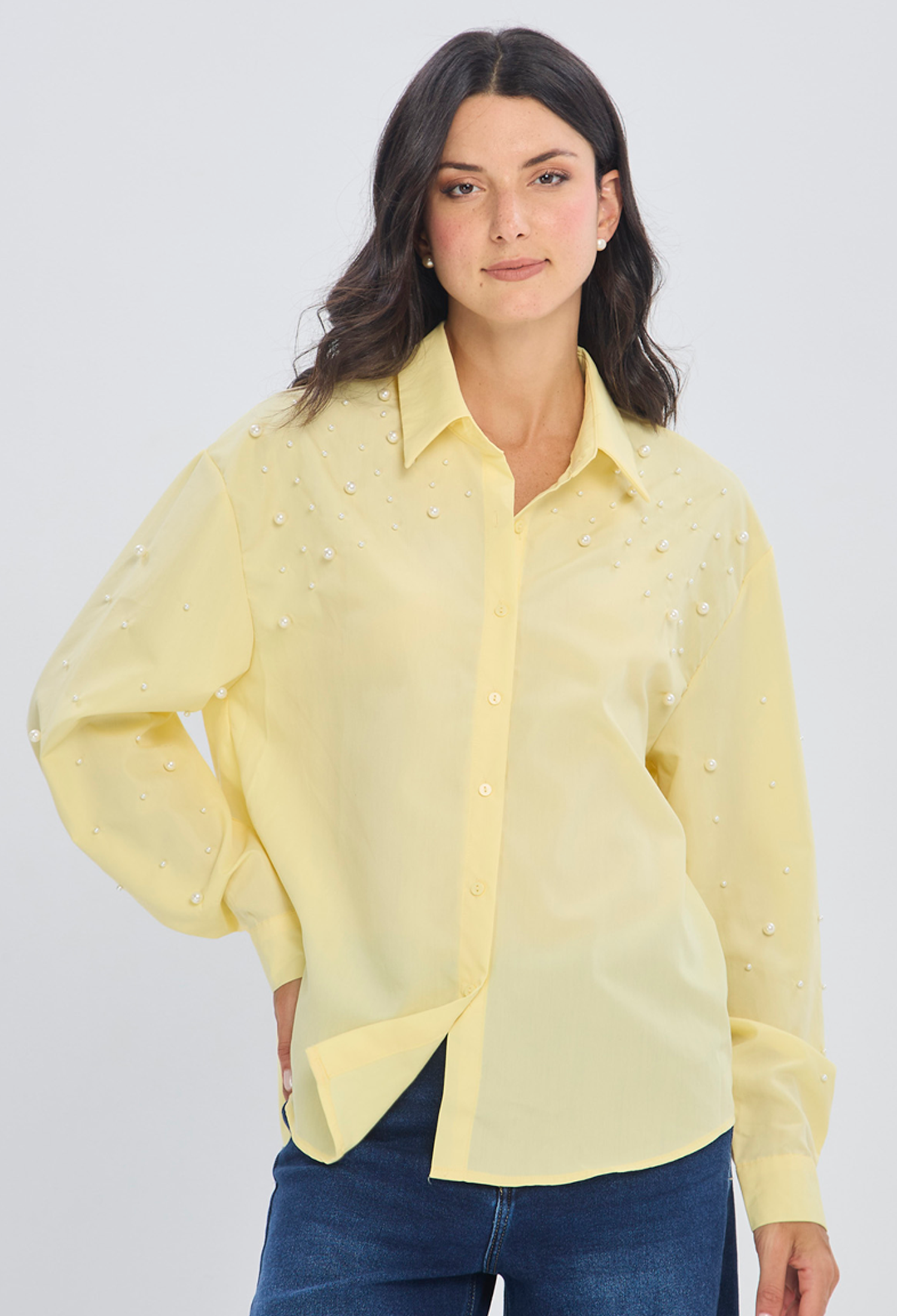 Blusa amarilla viscosa escote envolvente con caída fluida para mujer