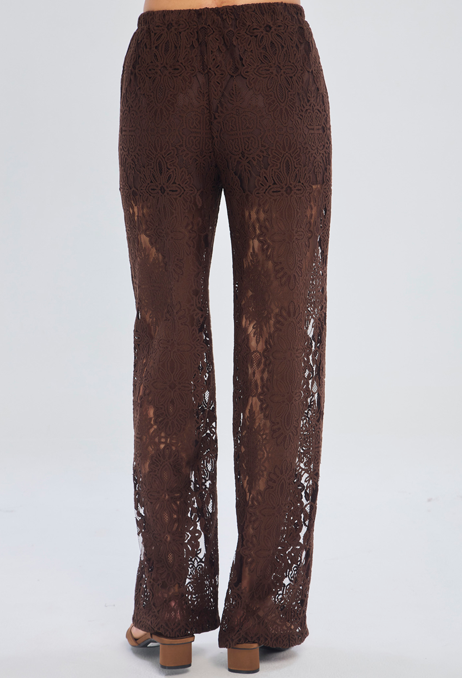 Pantalón fluido café pierna ancha corte sastre en poliamida para mujer - vista 4