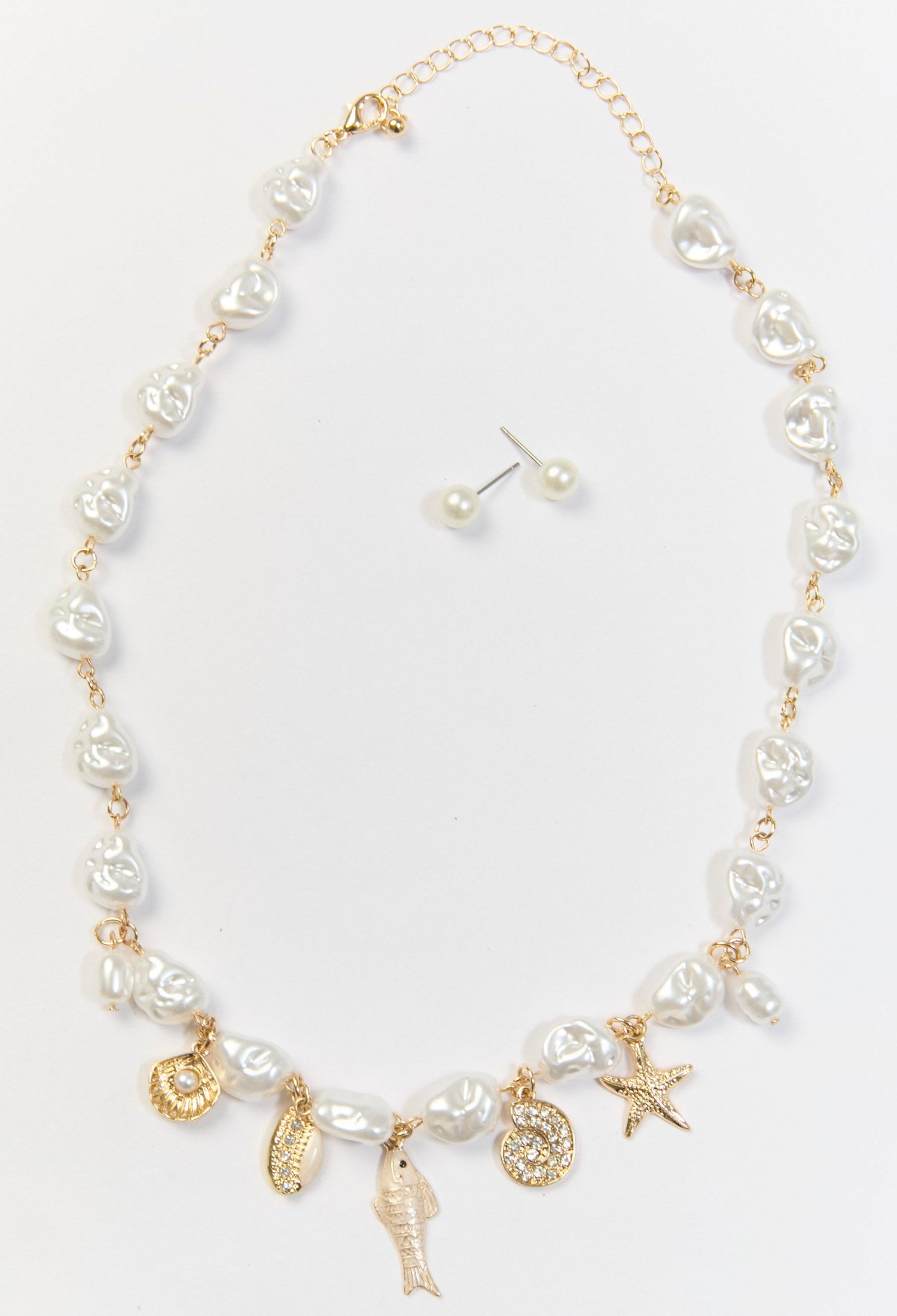 Collar dorado con multiples dijes de vida marina y perla sintetica - vista 2