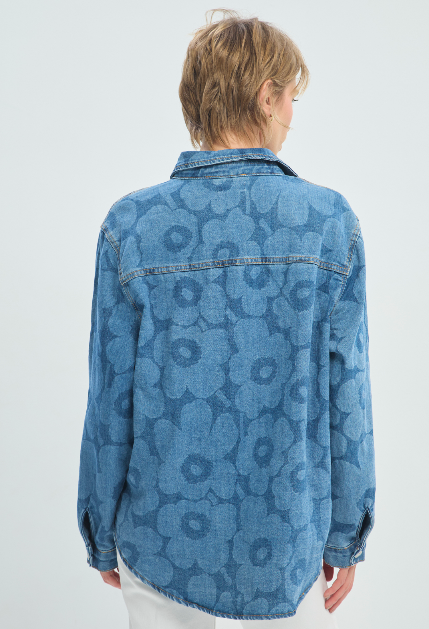 Camisa Manga Larga Azul Bordada BYBLA - vista 3