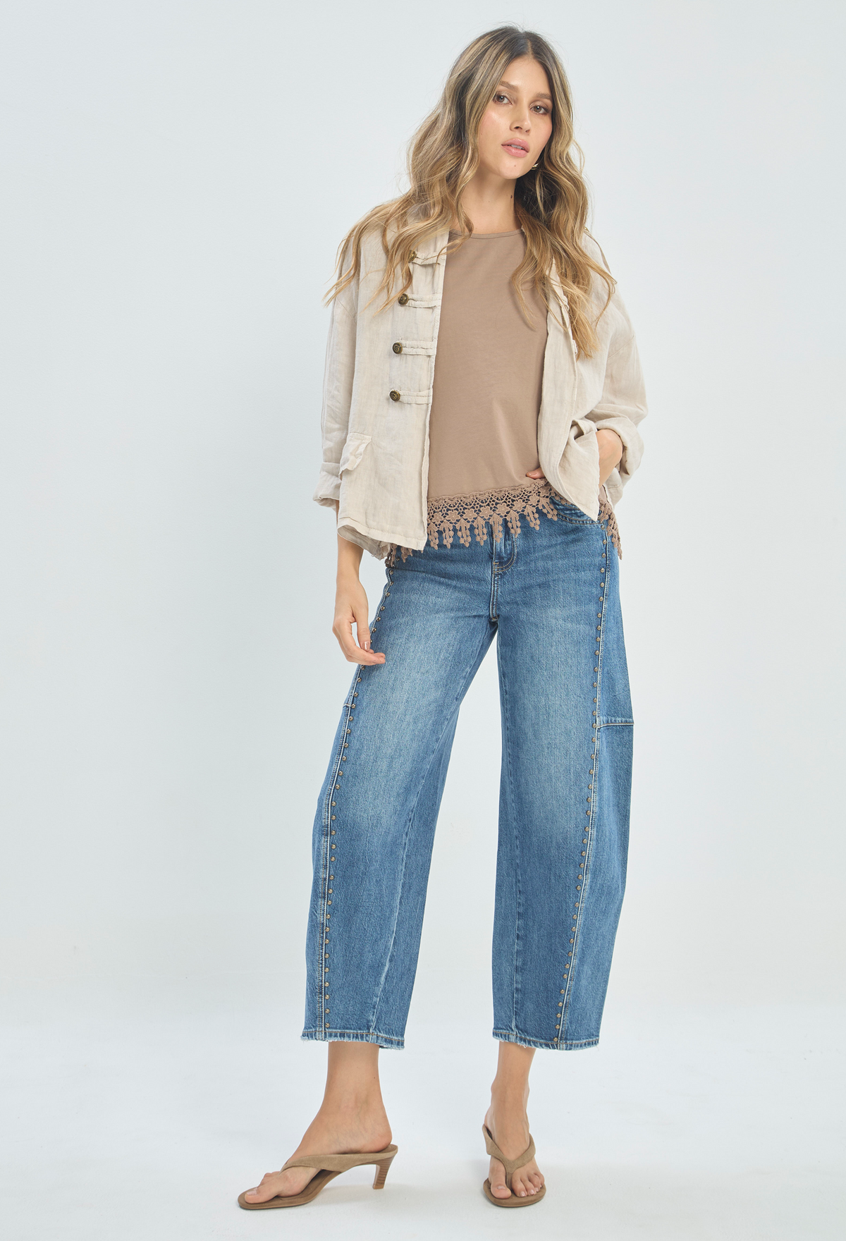 Jean Barrel con Taches Azul Medio BYBLA - vista 3