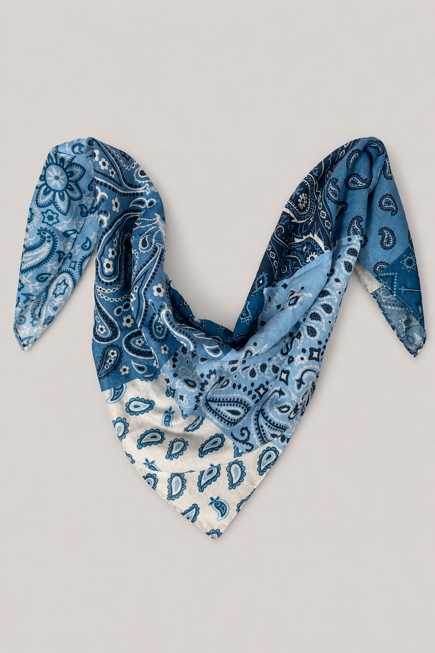 Pañoleta de algodón con estampado bandana patchwork de paisley - Azules