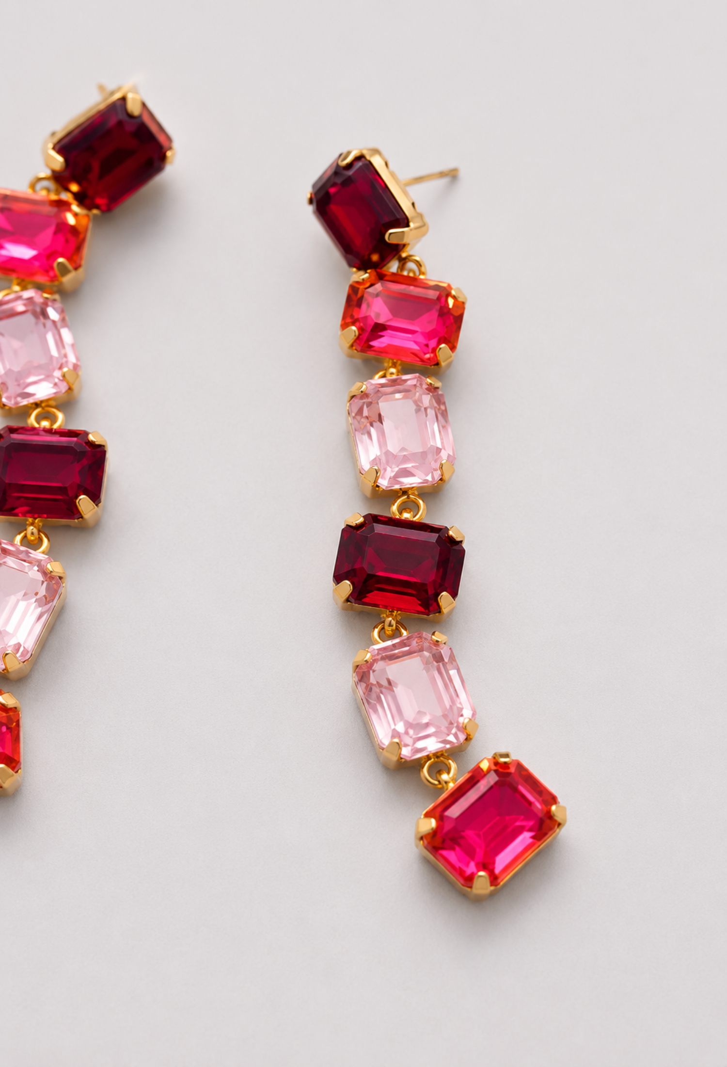 Aretes Largos Cristales Rosa y Vinotinto BYBLA - vista 2