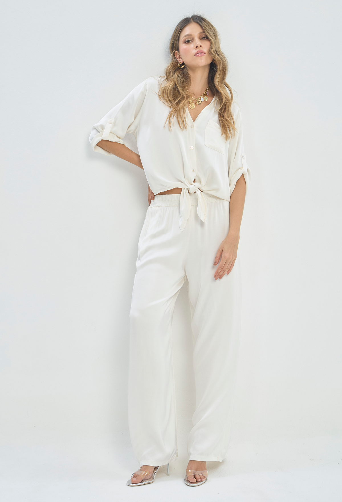 Pantalón Satinado Blanco Marfil BYBLA - vista 2