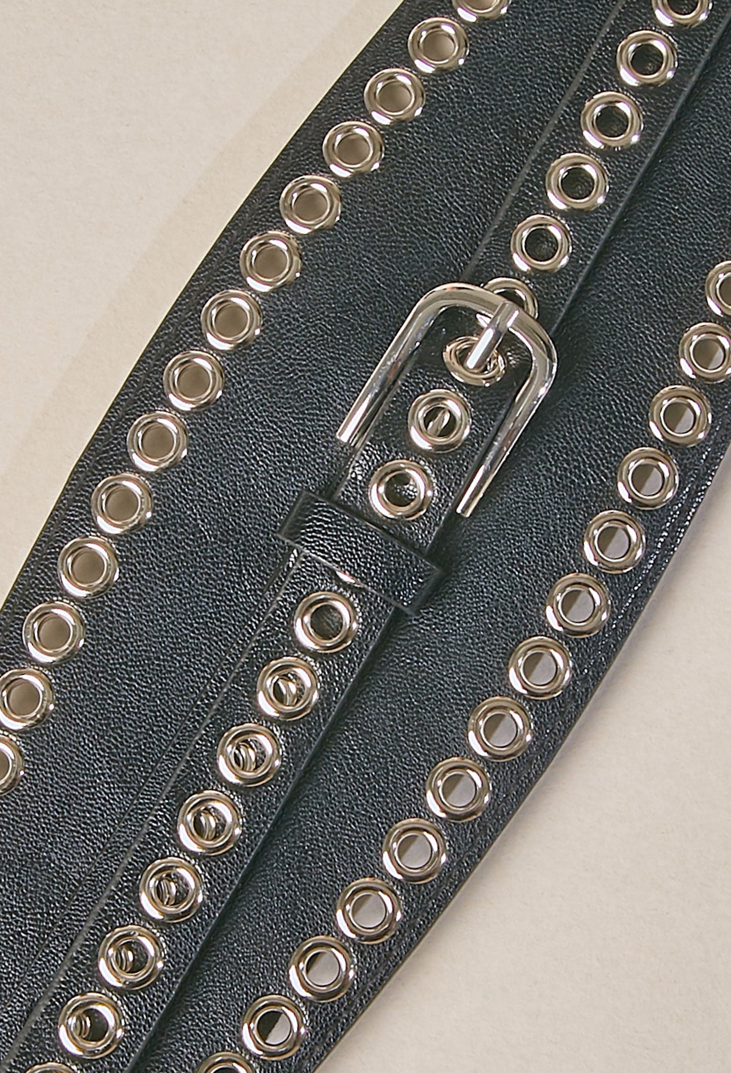 Cinturón Hebilla Ojales Star