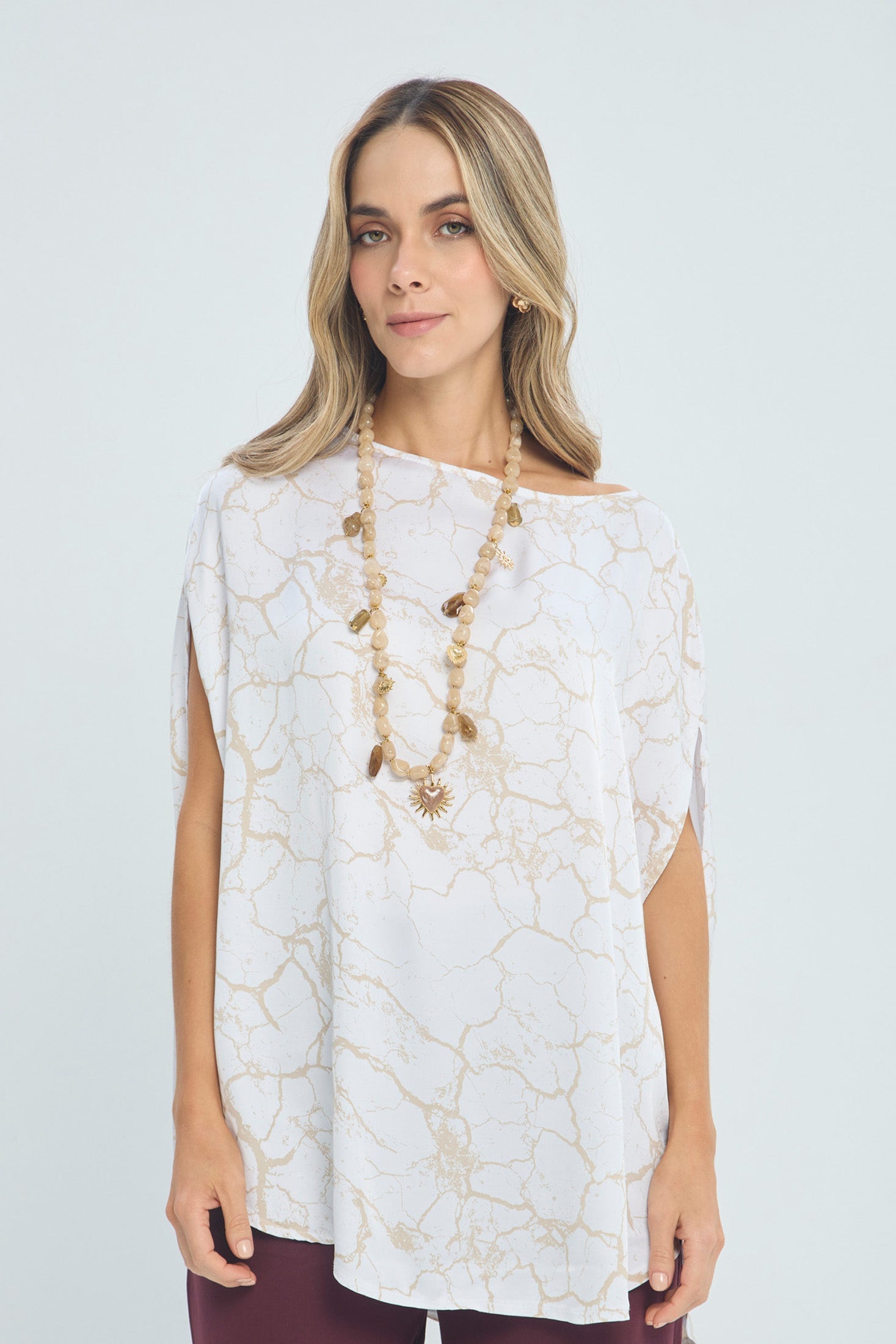 Blusa Seda Estampado Mármol - Outlet BYBLA Colombia - BLANCOS