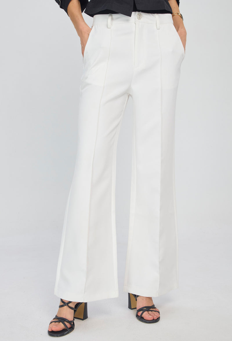 Pantalón Campana Elegante vista 2 - Outlet BYBLA Colombia