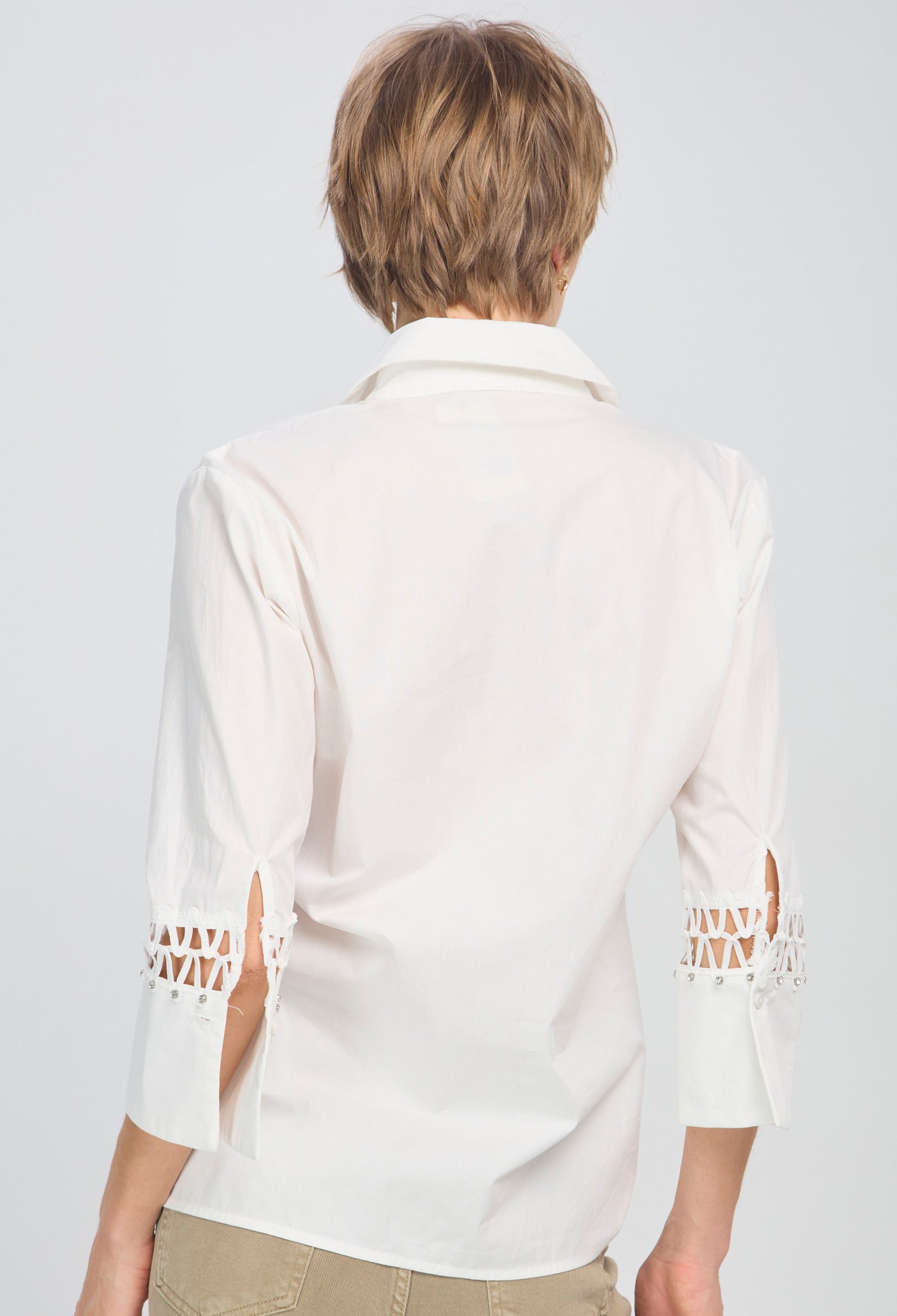 Camisa Clásica vista 4 - Outlet BYBLA Colombia