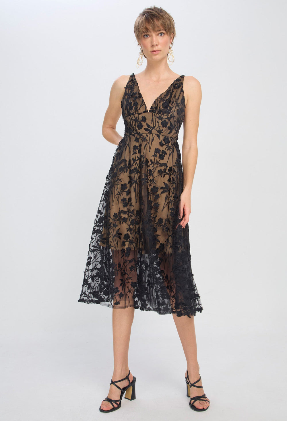 Vestido Encaje Flor- SALE - Outlet BYBLA Colombia