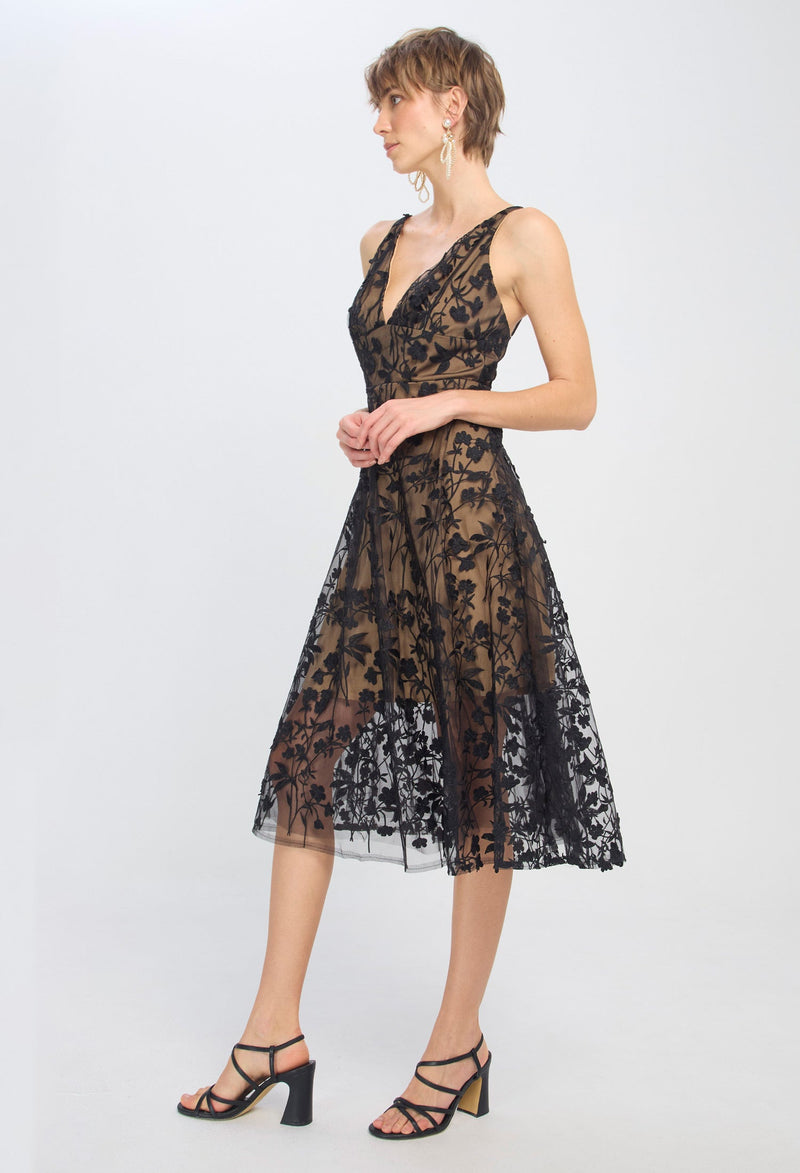Vestido Encaje Flor- SALE vista 2 - Outlet BYBLA Colombia
