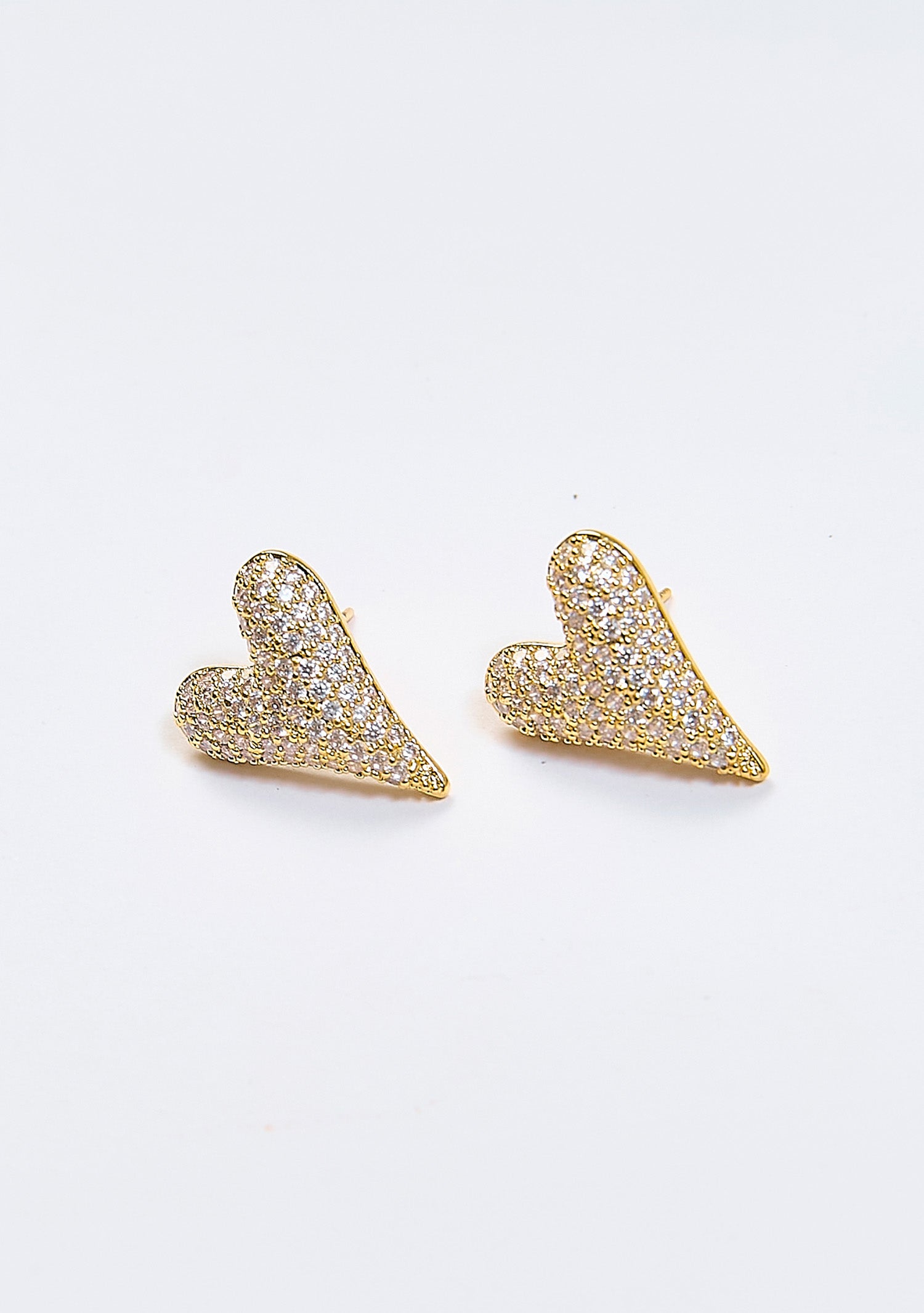 Aretes Topo Corazón Asimétrico Dorados