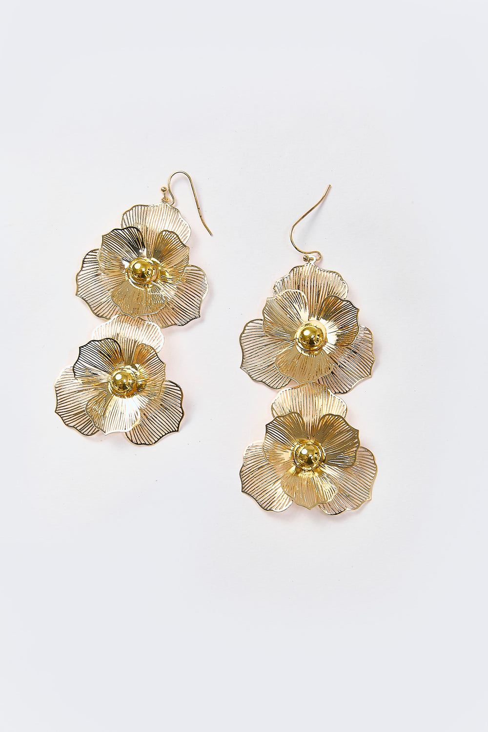 Aretes Colgantes Flor Dorados