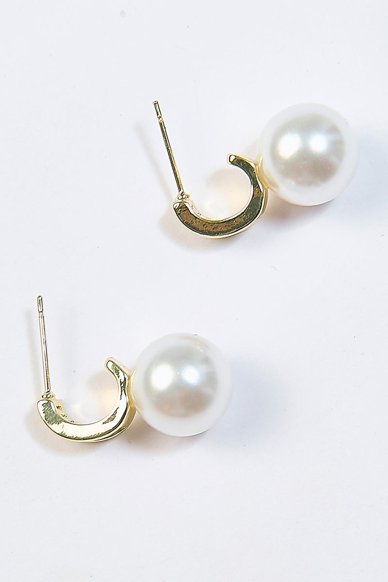 Aretes Baguette CZ con Perla Dorados