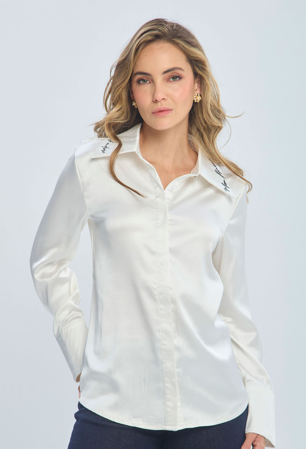 Camisa Satín Bordado - BYBLA Colombia