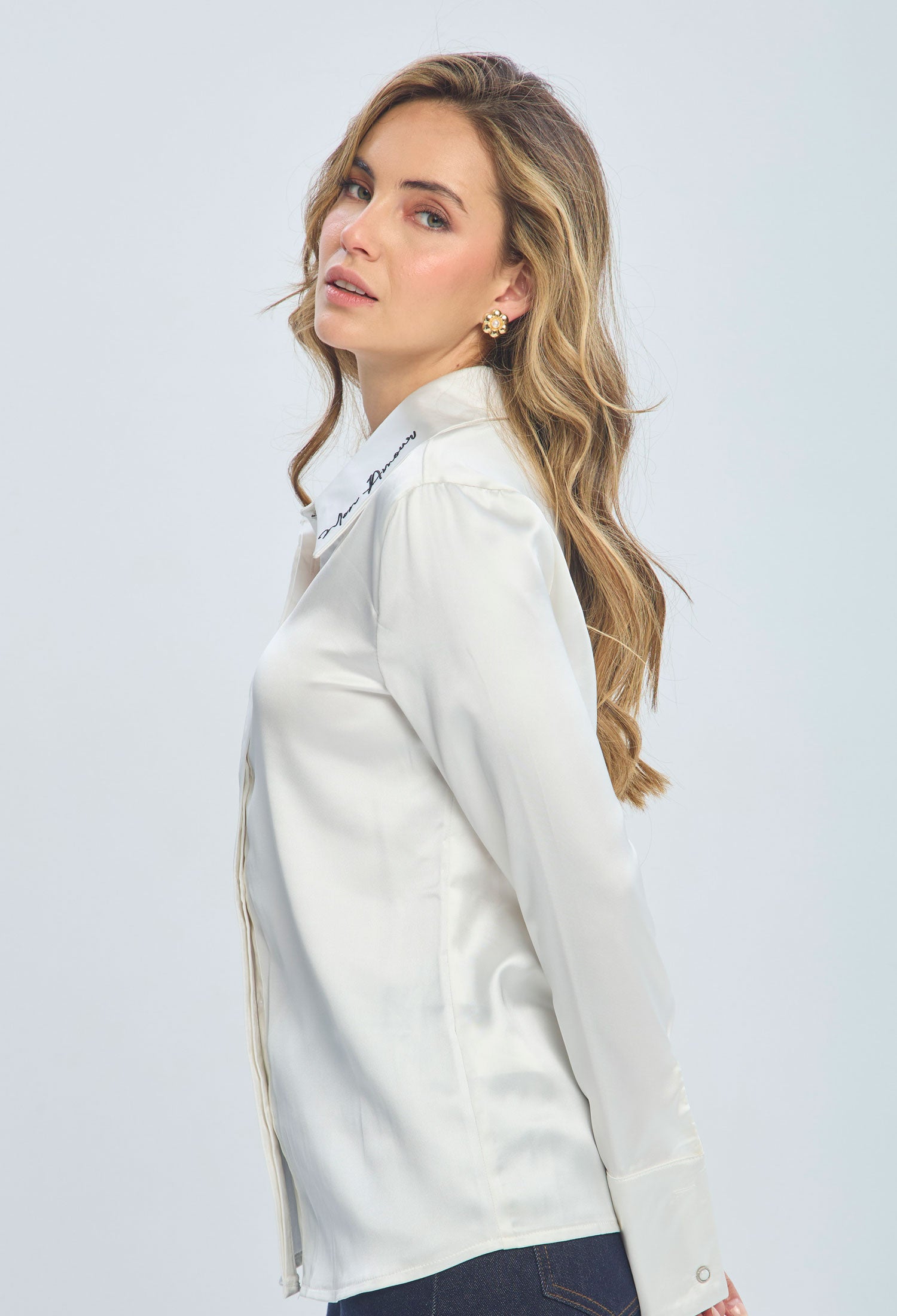Camisa Satín Bordado