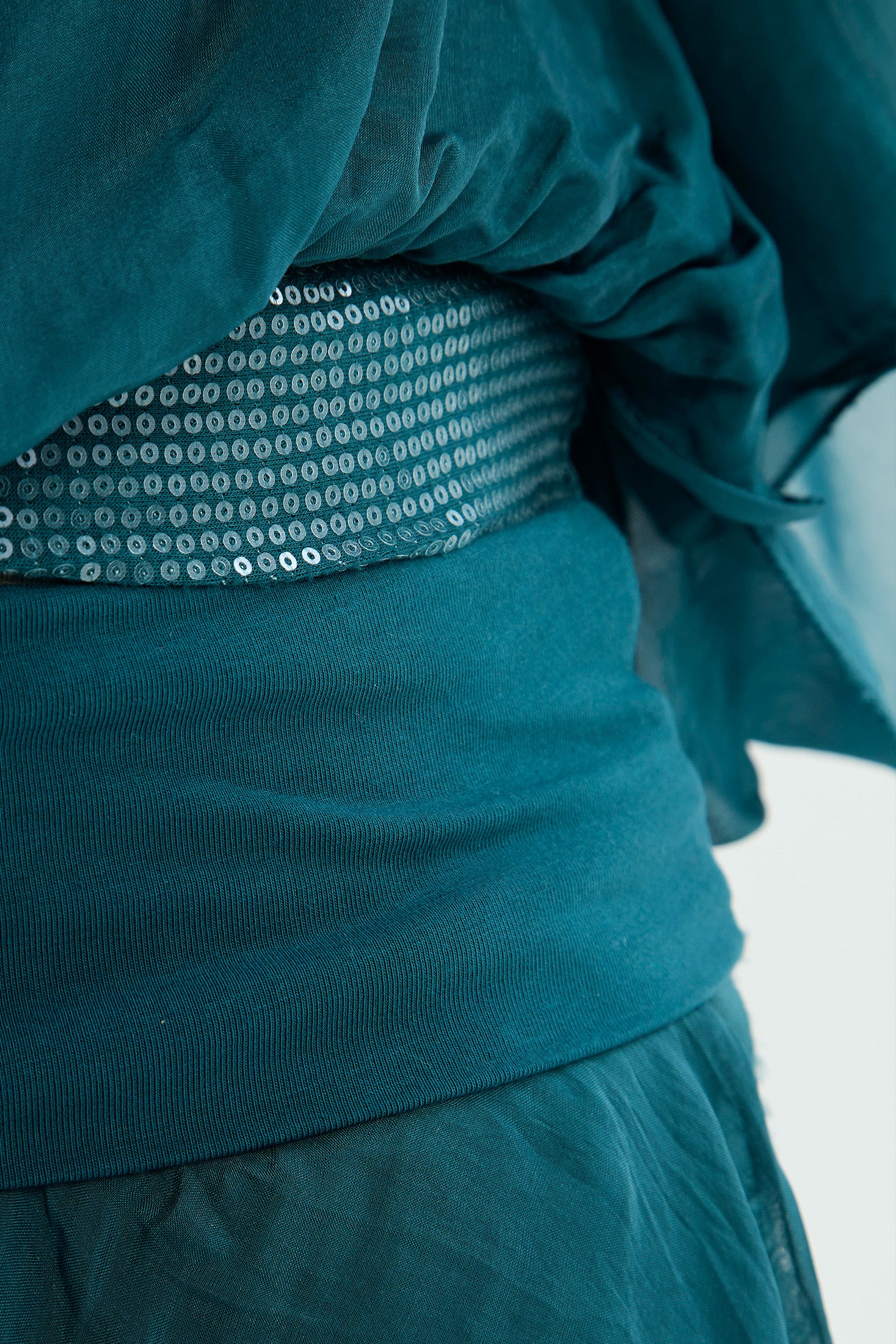 Blusa en Seda con Lentejuelas NEW vista 9 - BYBLA Colombia