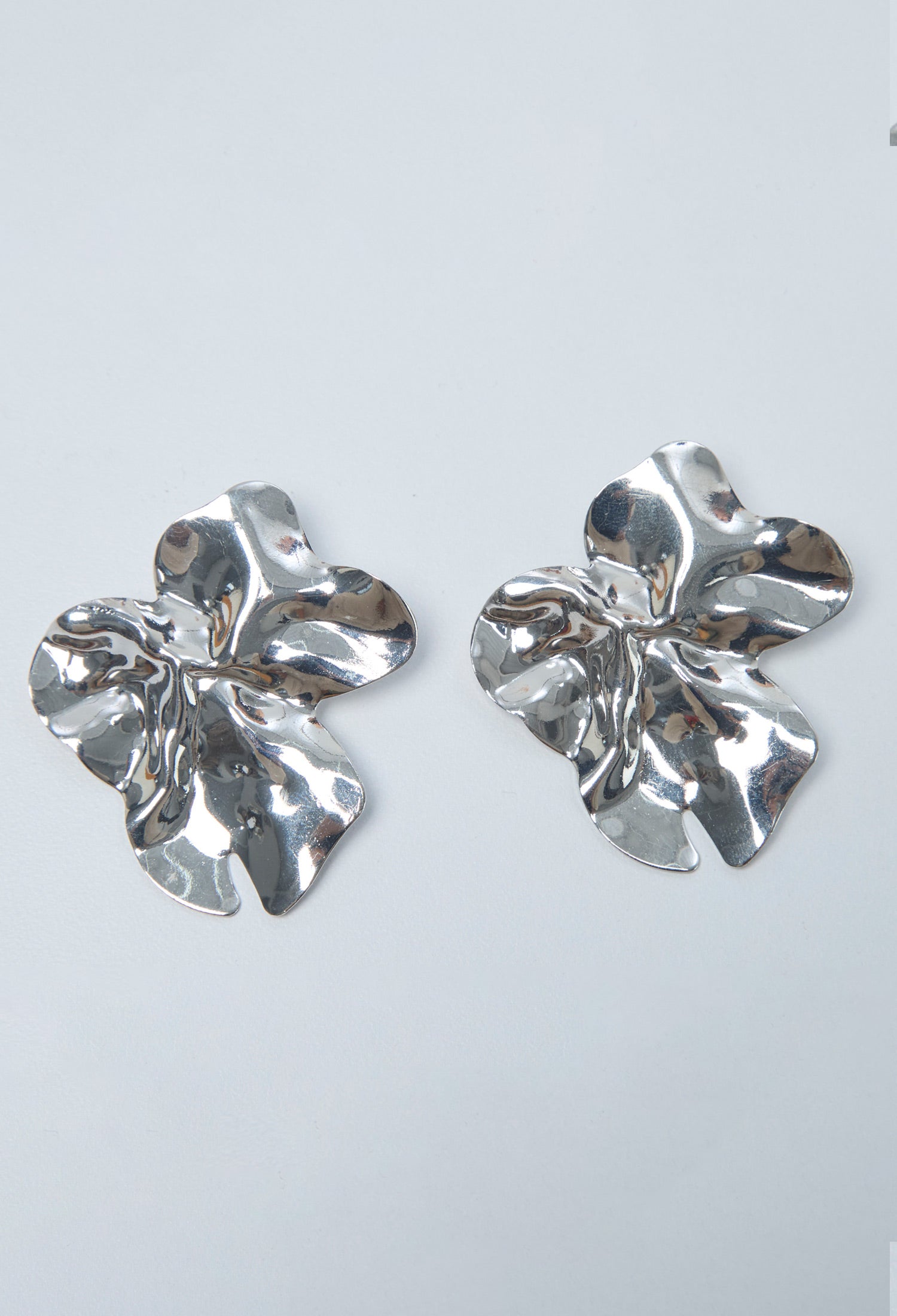 Aretes Flor Plateados
