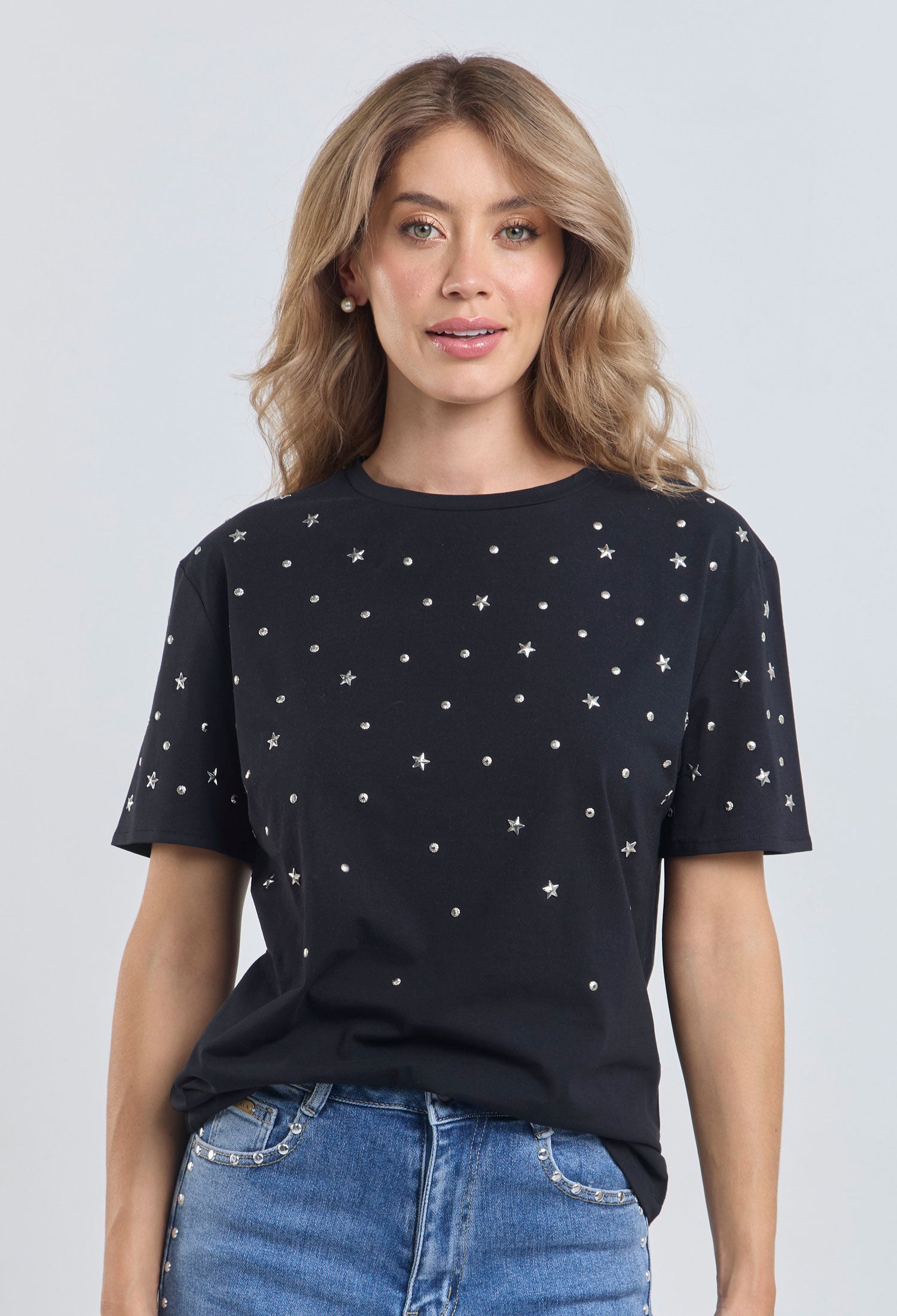 Camiseta Apliques Metálicos