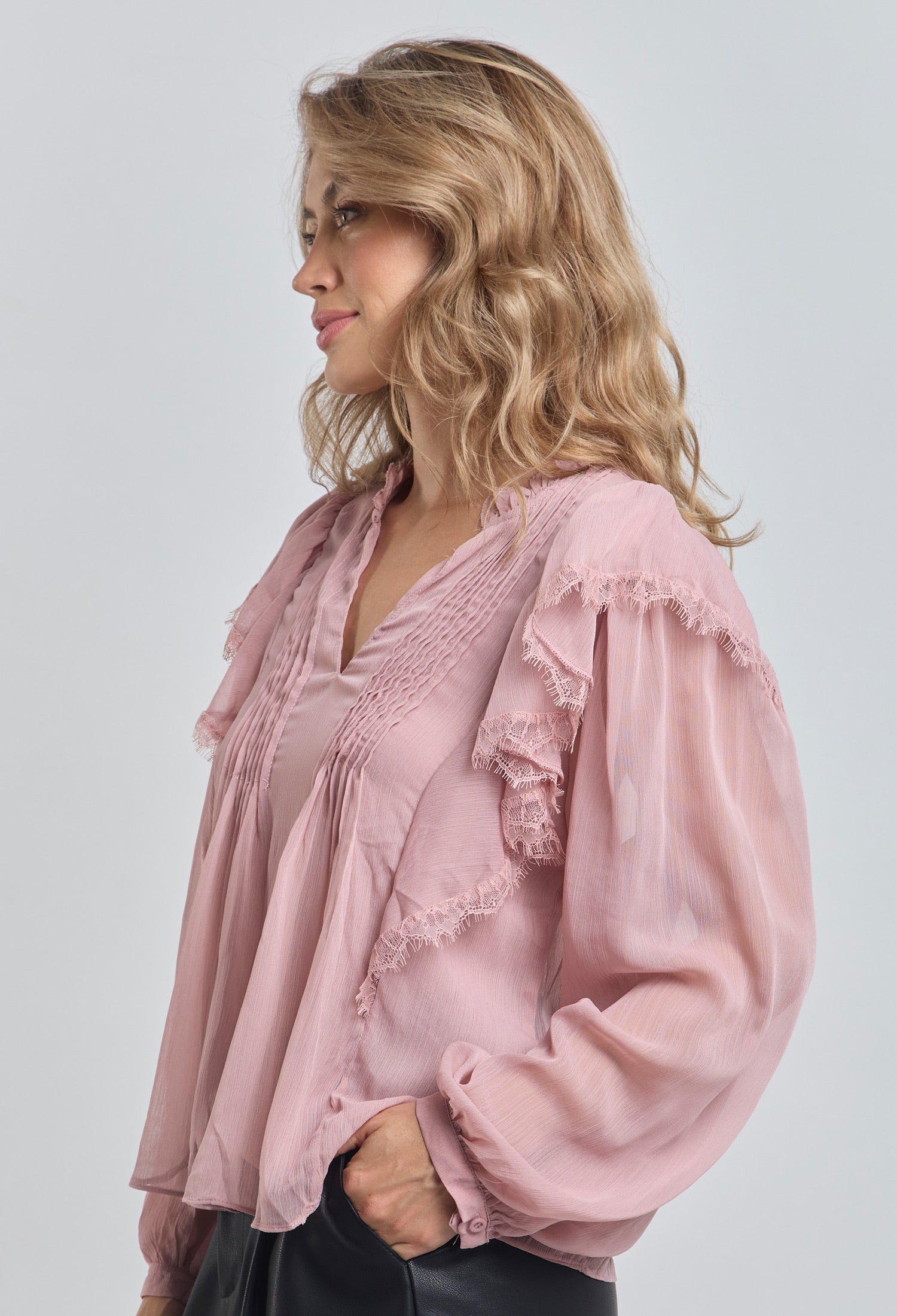 Blusa Encaje Manga Larga