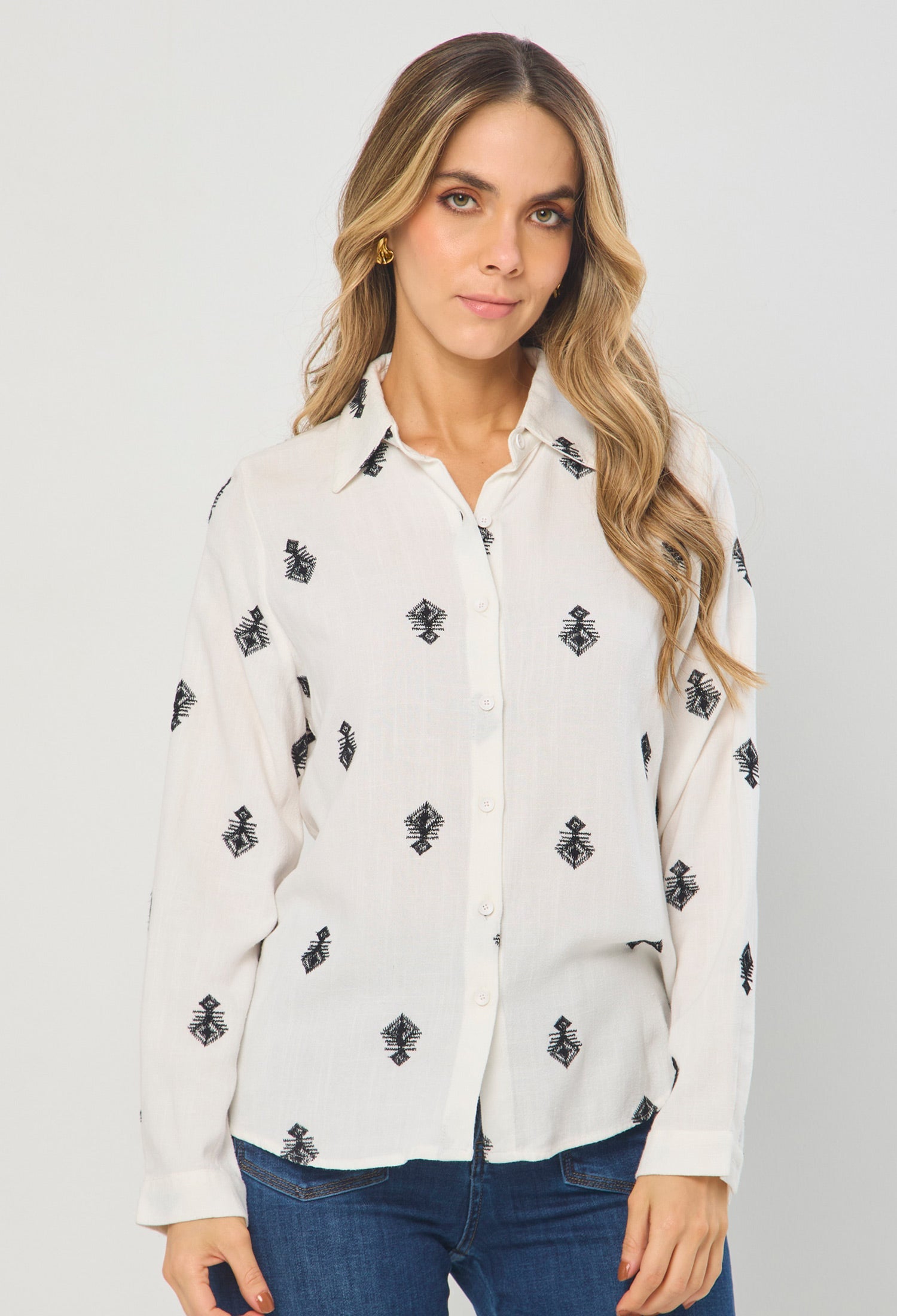 Blusa Camisera Bordada - SALE