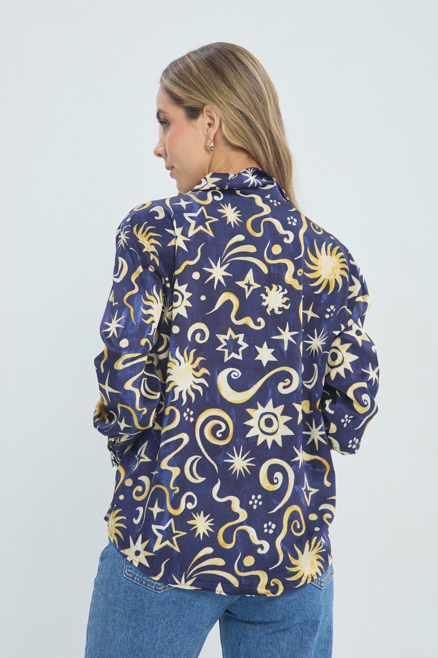 Camisa Satinada vista 3 - Outlet BYBLA Colombia