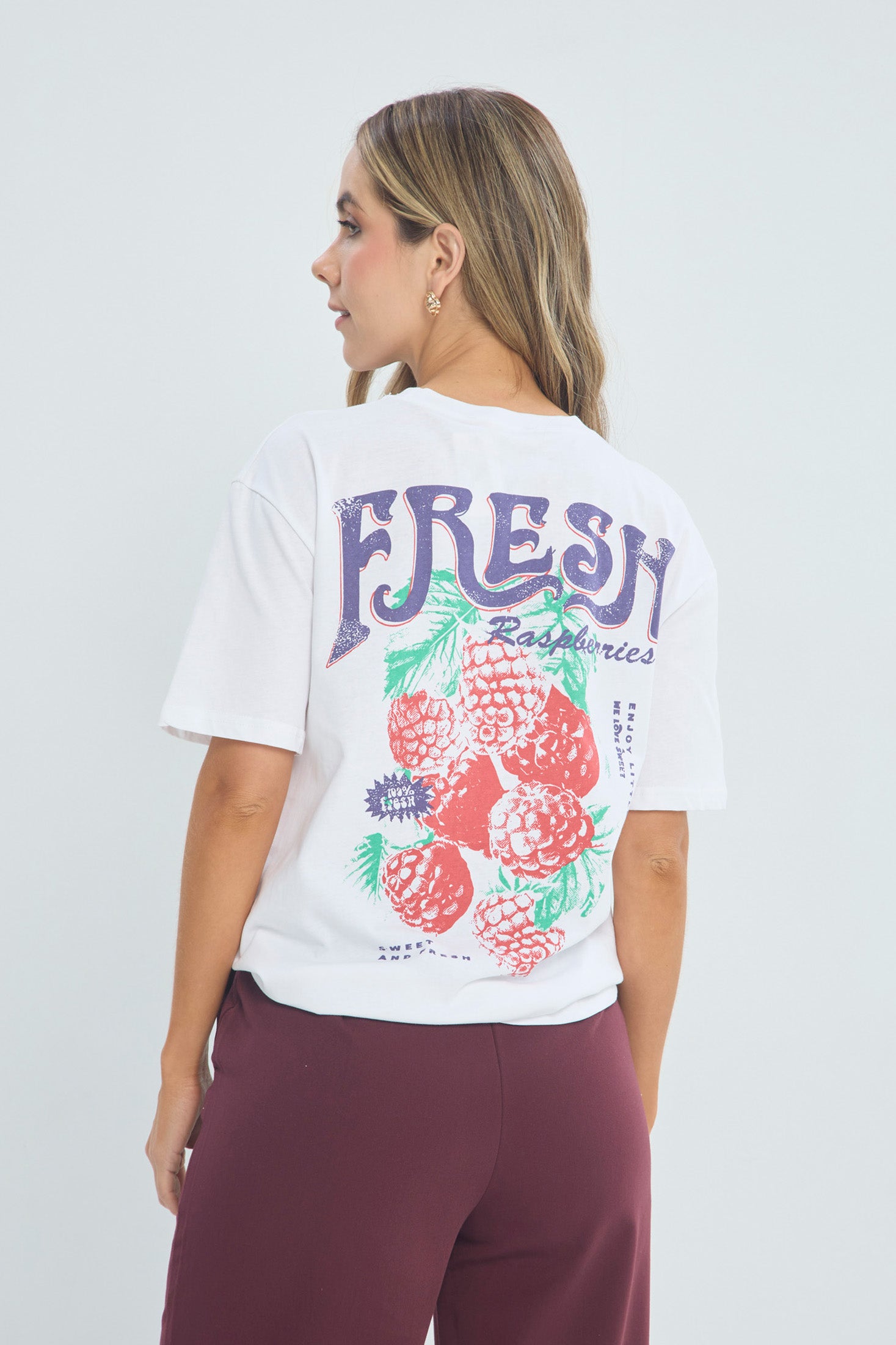Camiseta Gráfico Fresh Raspberries vista 3 - Outlet BYBLA Colombia