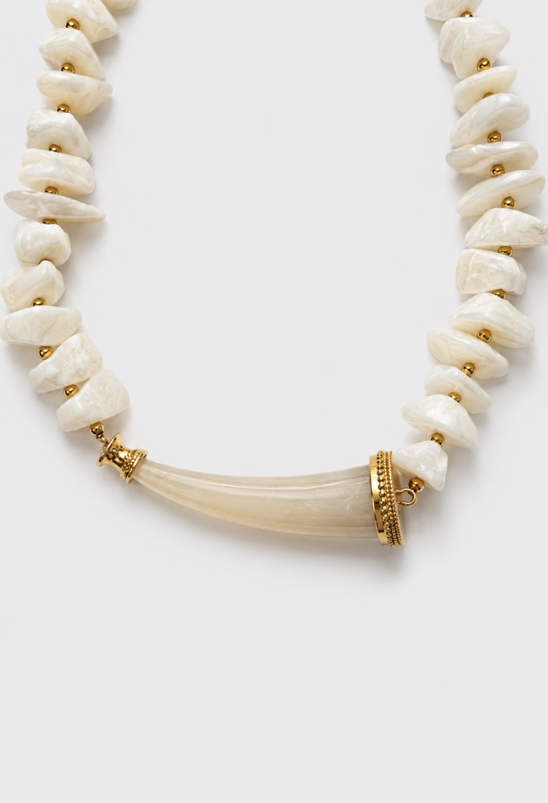 Collar Piedras Colmillo