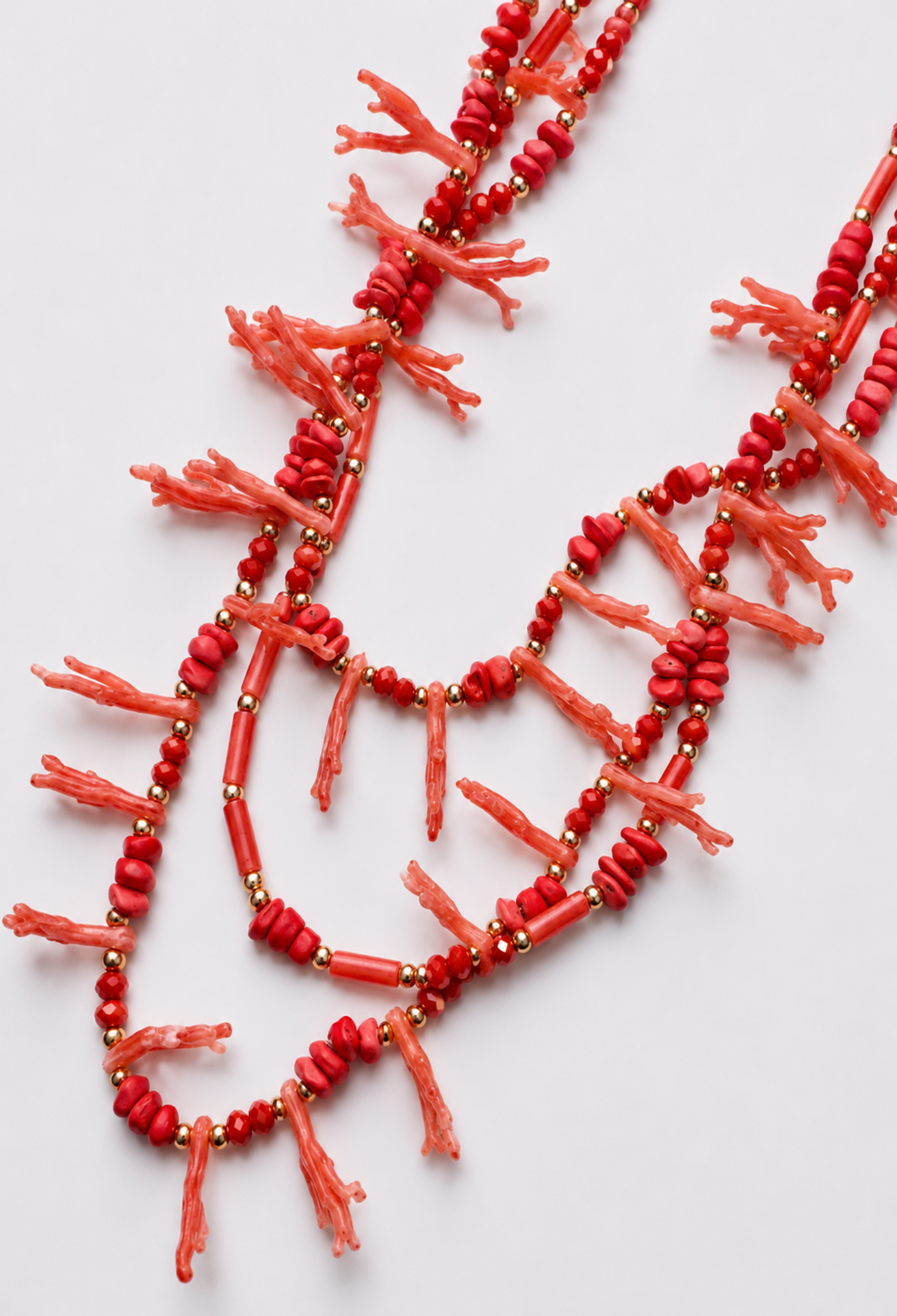 COLLAR MULTIHILO CORAL DEEP