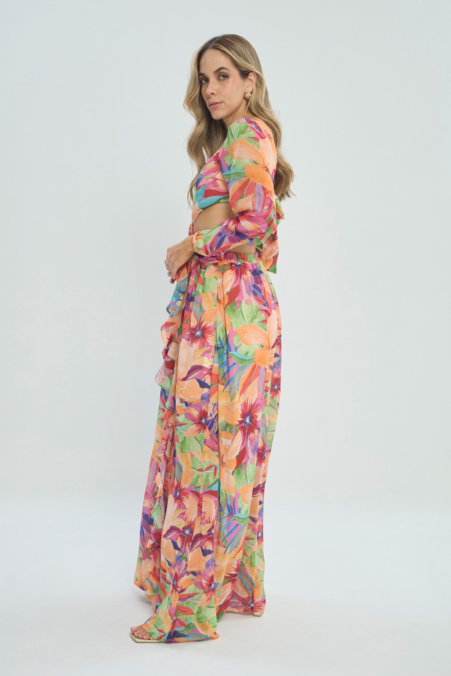Vestido Floral vista 2 - Outlet BYBLA Colombia