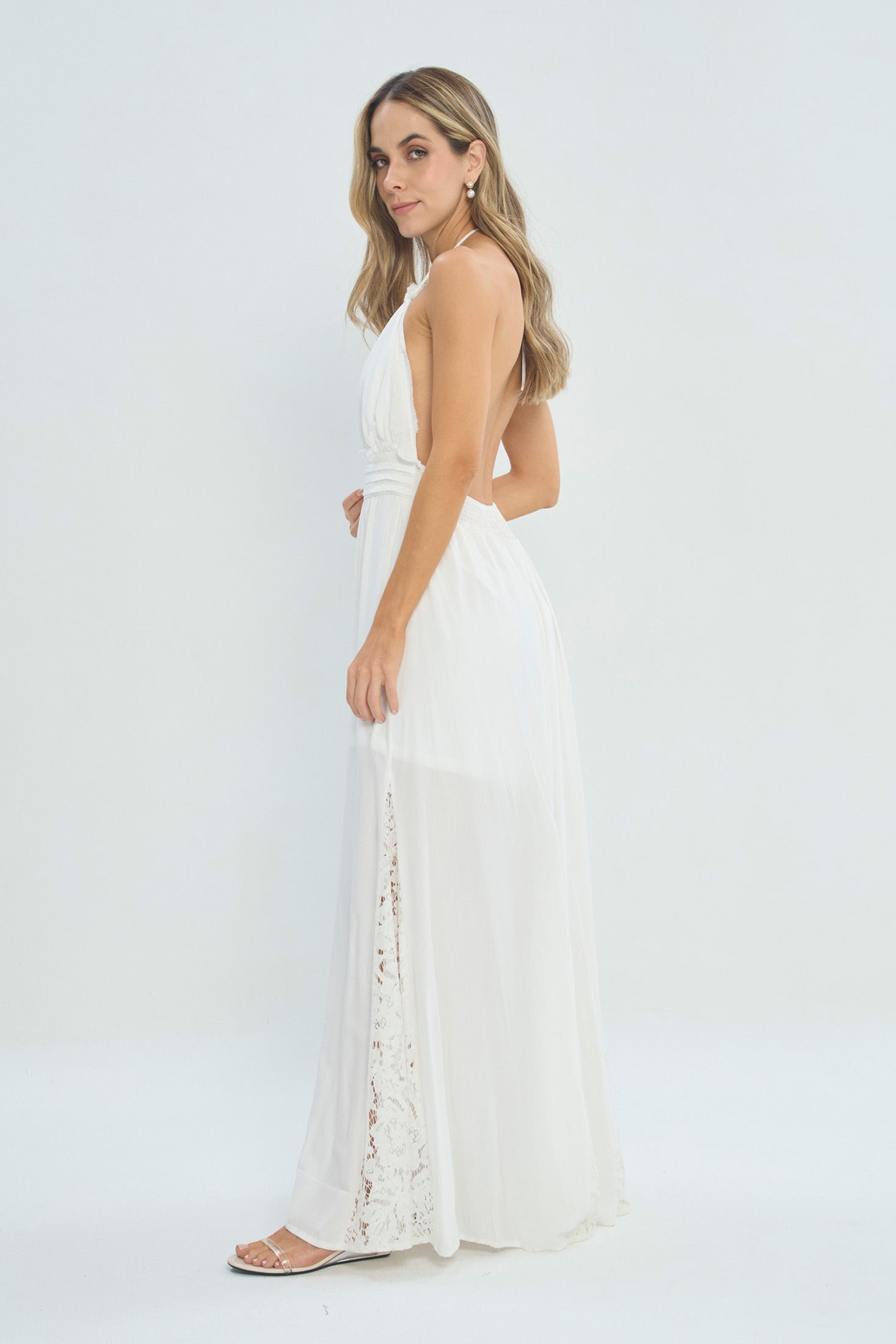 Vestido Largo con Ruedo de Encaje vista 2 - Outlet BYBLA Colombia