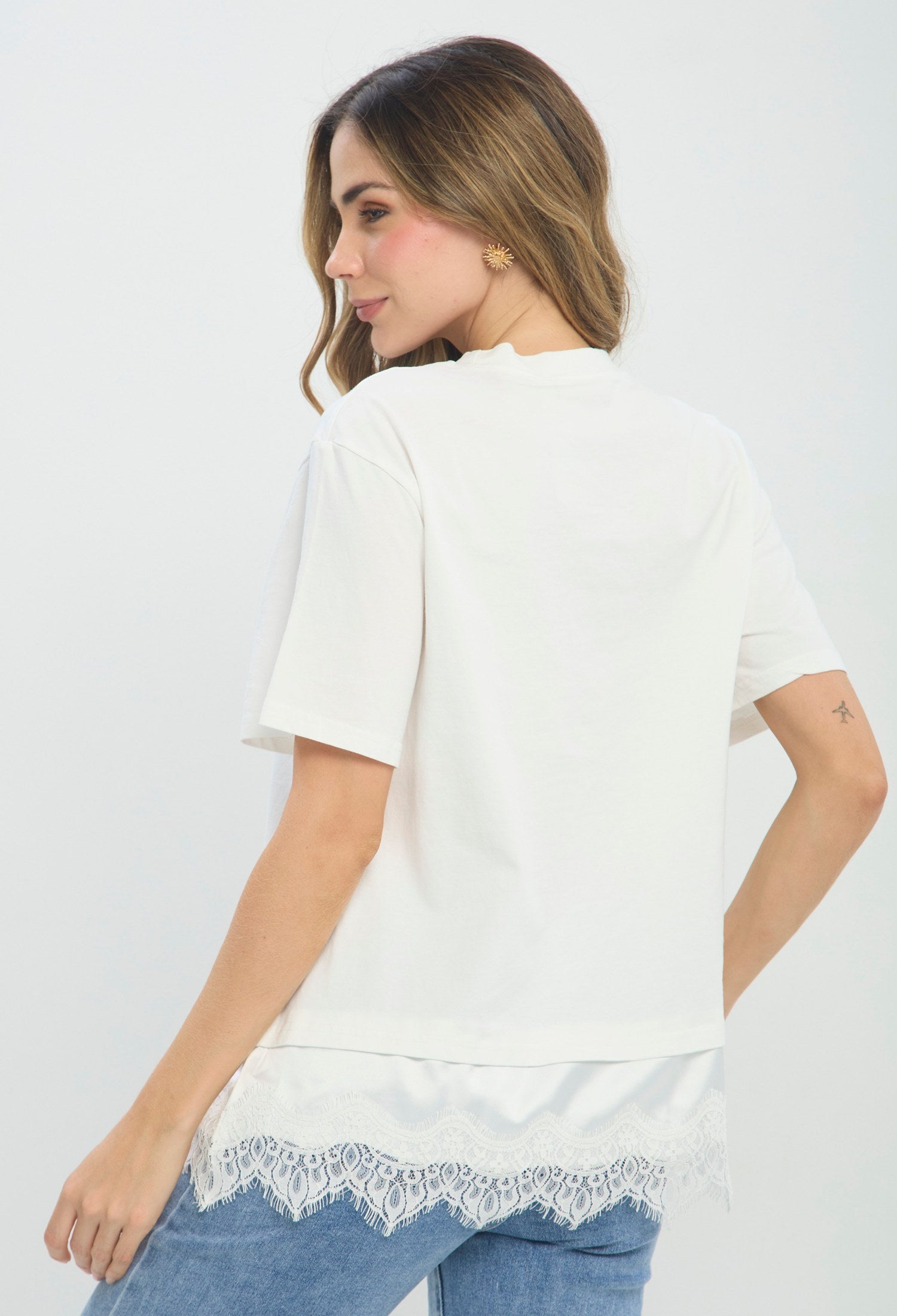 Camiseta Encaje Bajo Doble blanco BYBLA Colombia - vista 3