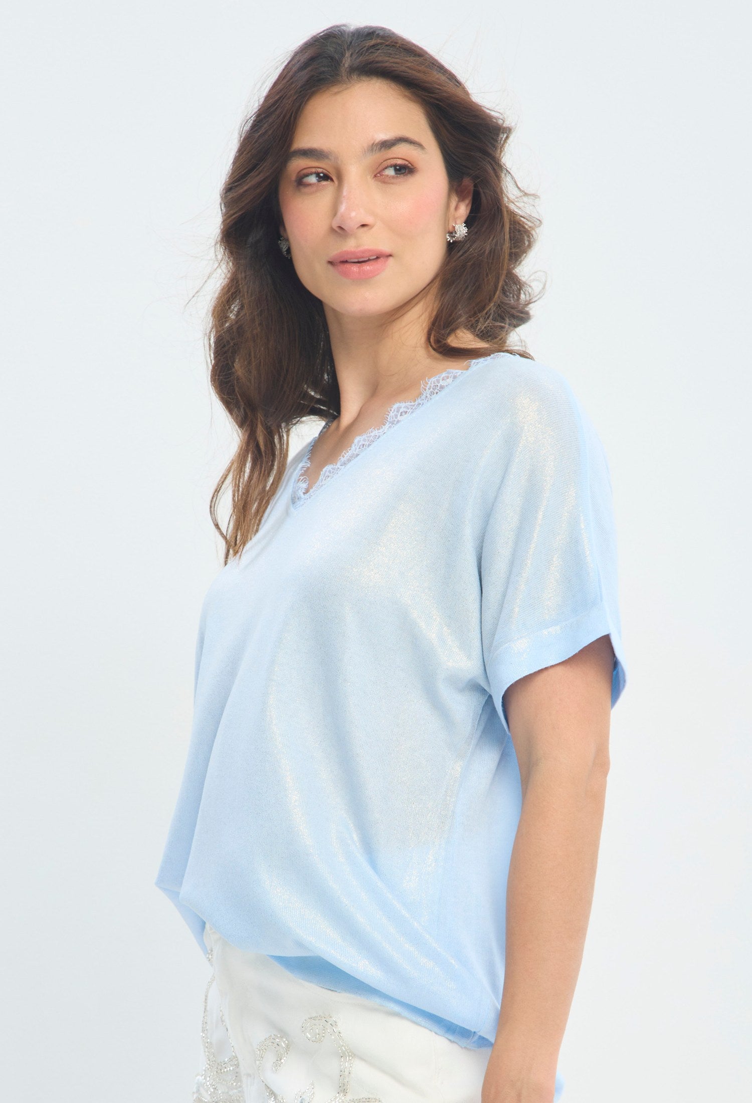 Blusa Brillo Cuello Encaje azul cielo BYBLA - vista 3