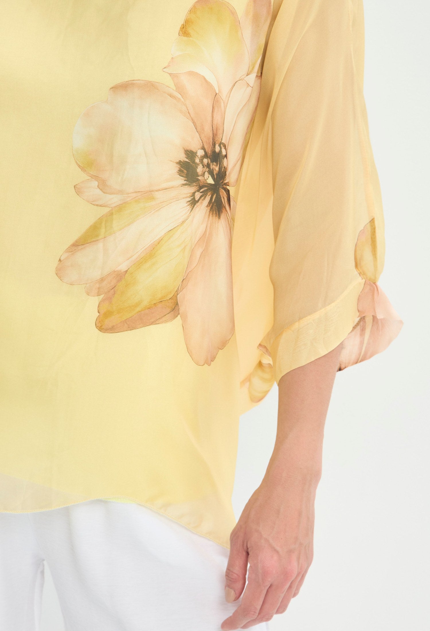Blusa Estampado Floral amarillo pastel BYBLA - vista 6