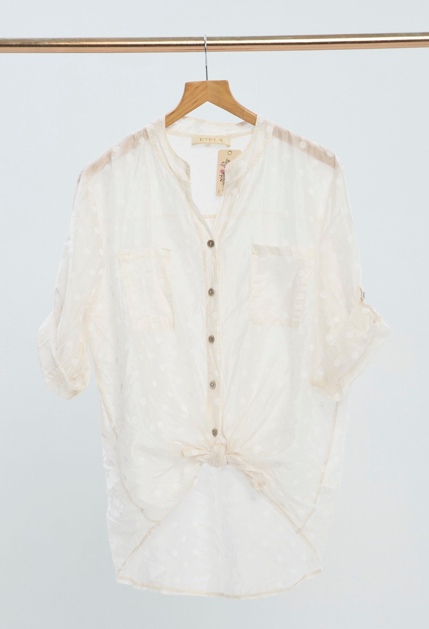 Blusa Floral Camisera Anudada beige floral BYBLA