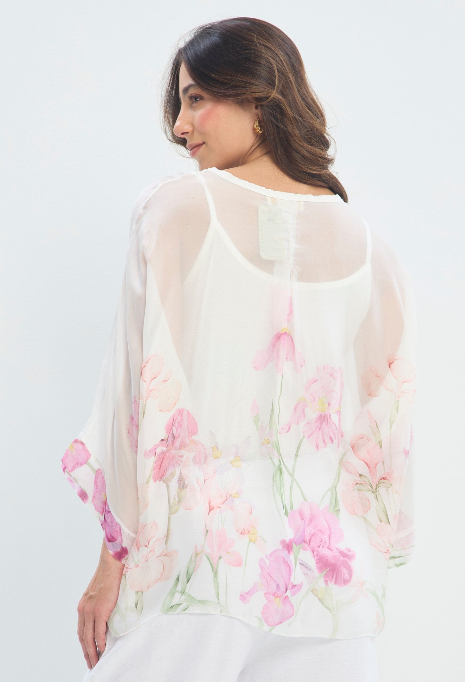 Blusa Floral Kimono Anudada blanco floral BYBLA