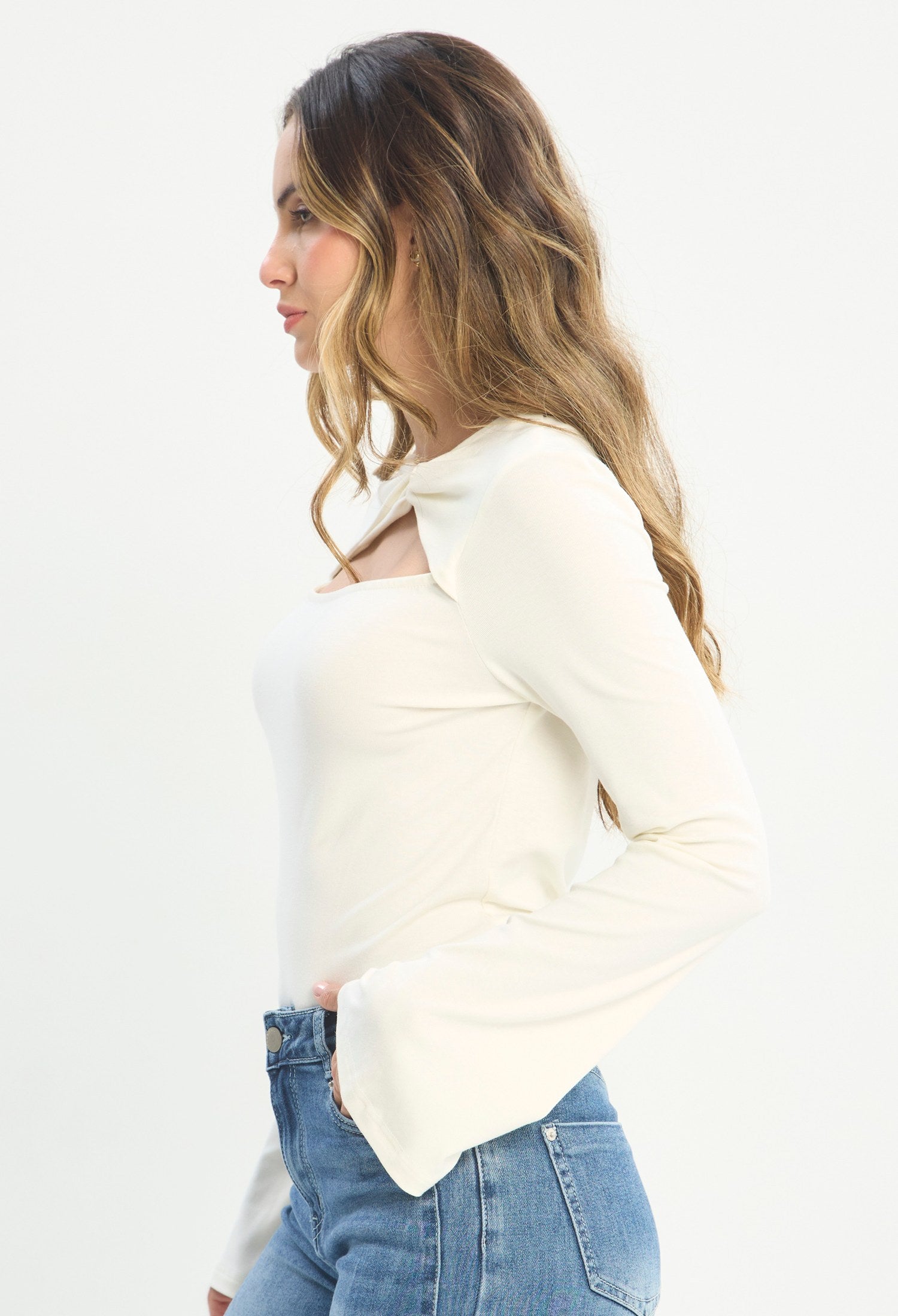 Blusa Manga Larga Beige - BYBLA outlet - vista 2