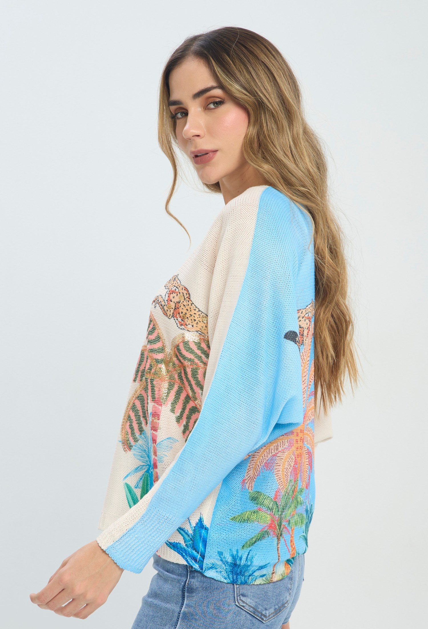 Buzo Print Tropical azul BYBLA Colombia - vista 3