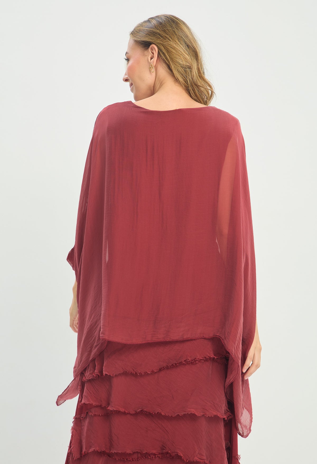 Blusa Poncho Seda Cuello V con Lentejuelas vinotinto BYBLA
