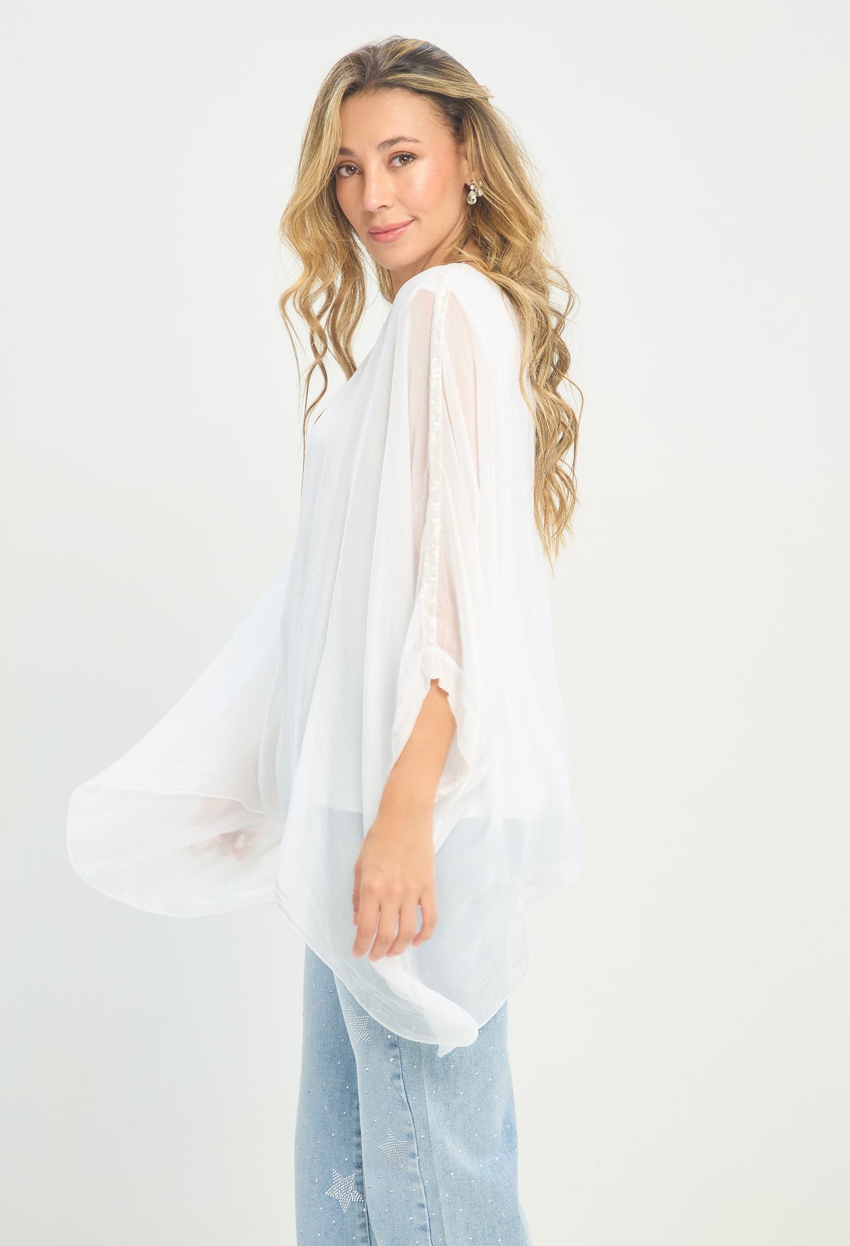 Blusa Poncho Seda Franja de Lentejuelas blanco BYBLA