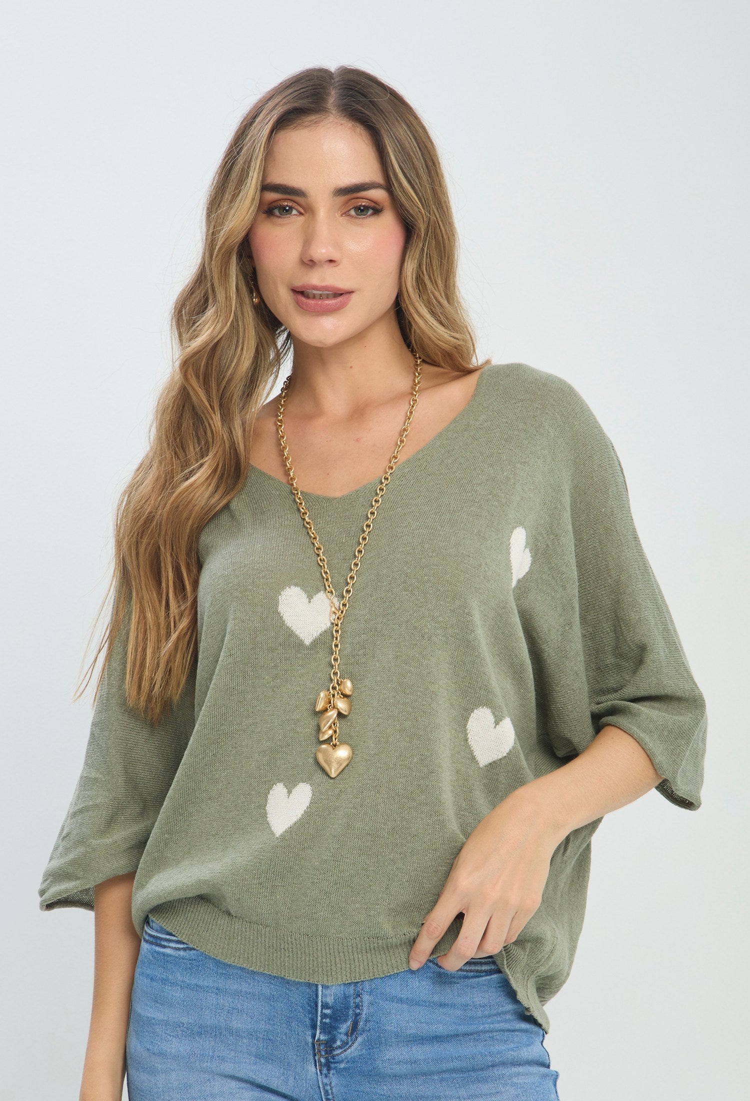 Buzo Corazones Cuello V verde BYBLA Colombia