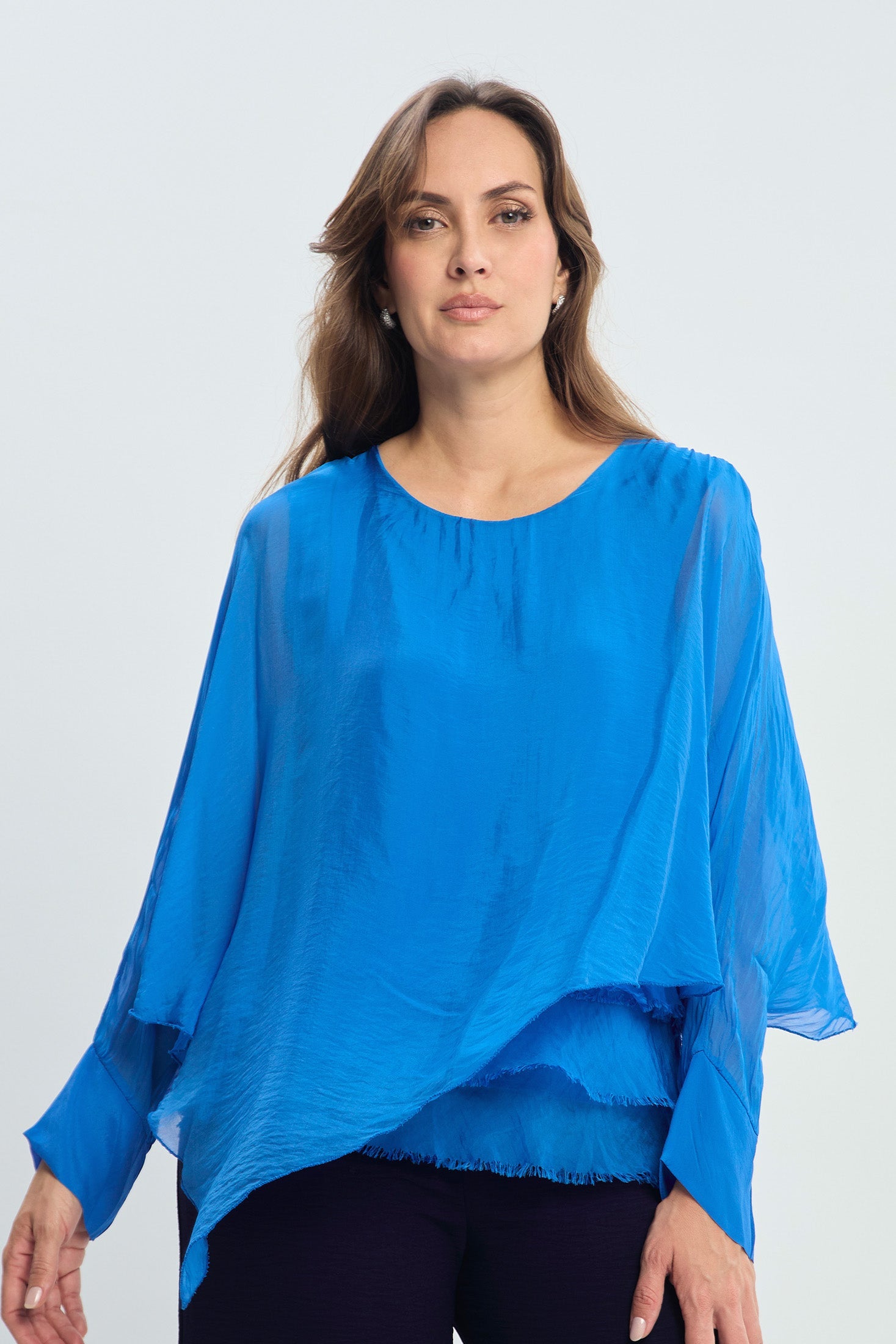 Blusa en Seda Asimétrica Capas NEW