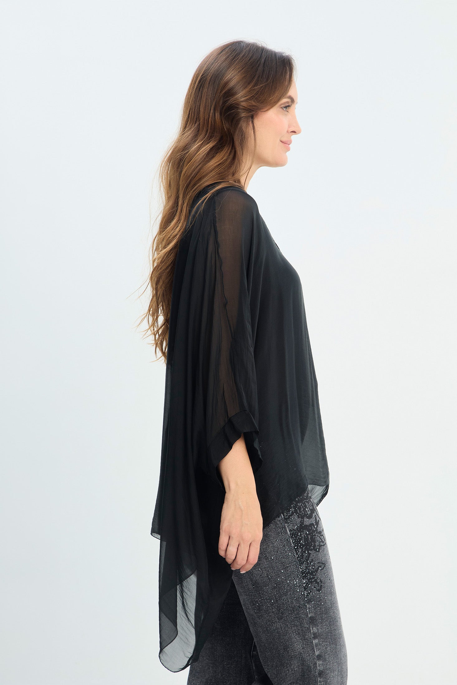 Blusa en Seda con Detalles de Lentejuelas NEW