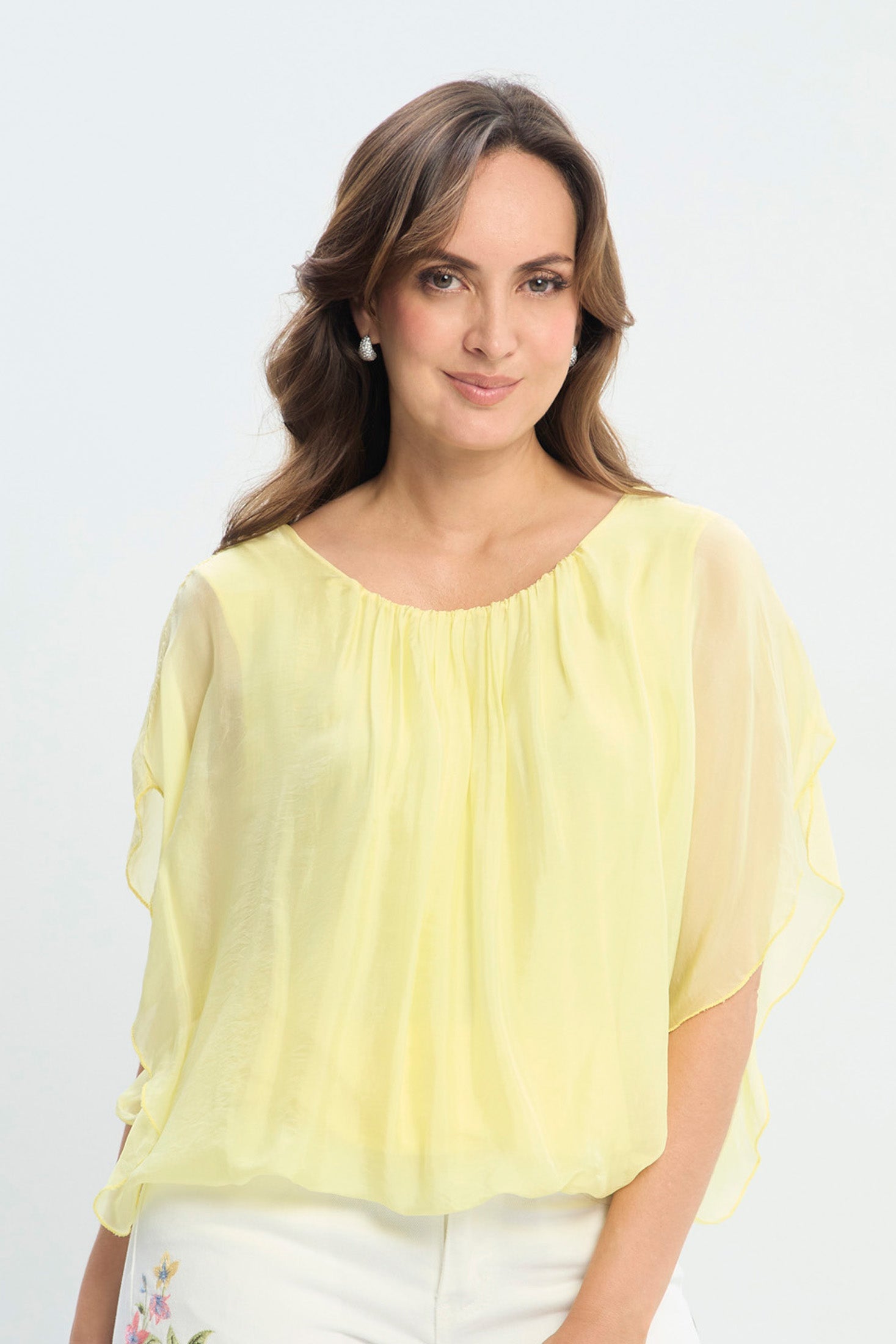 Blusa en Seda Manga Corta NEW