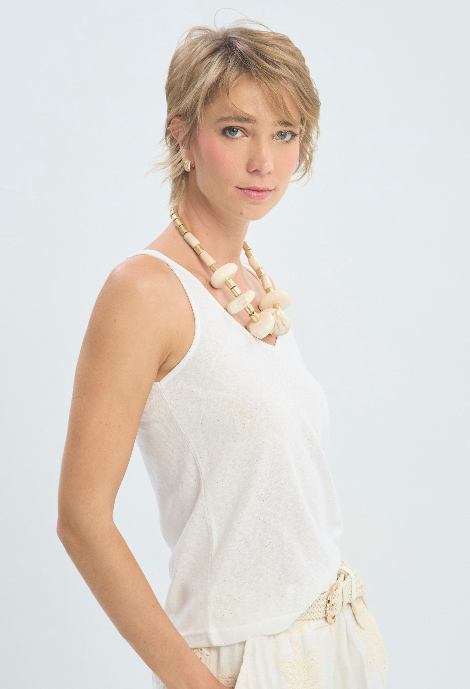 Blusa sin mangas blanca de cuello en V BYBLA - vista 2
