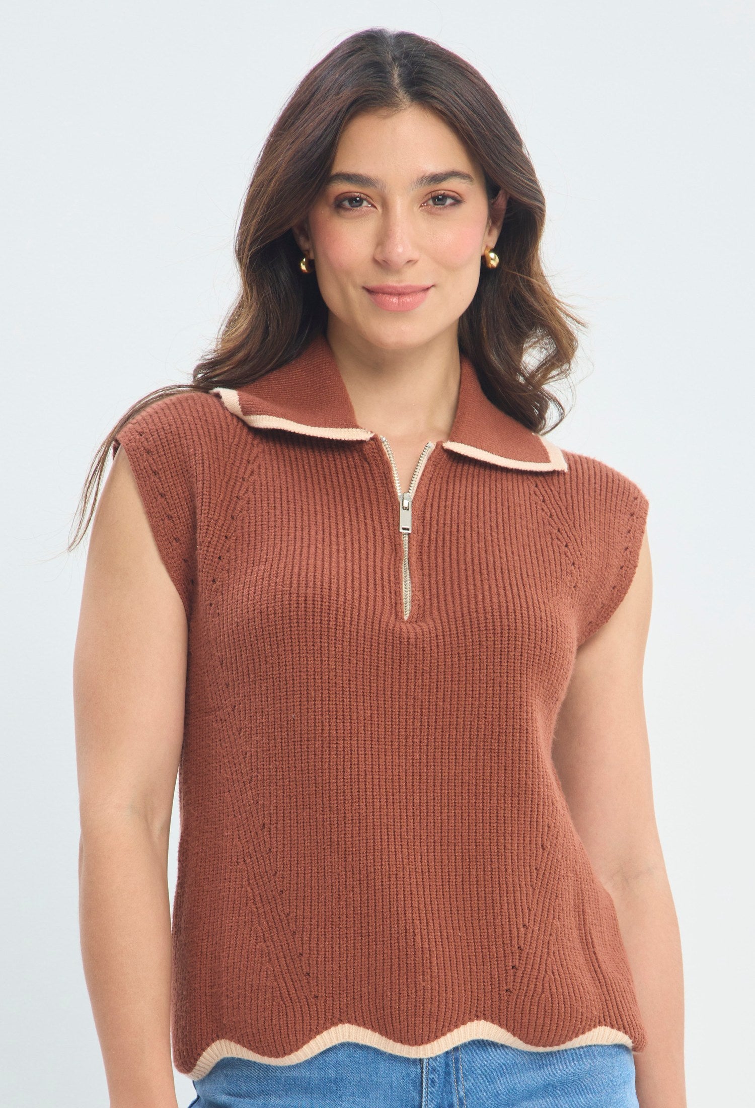 Blusa Tejida Cuello Cierre canela sale BYBLA