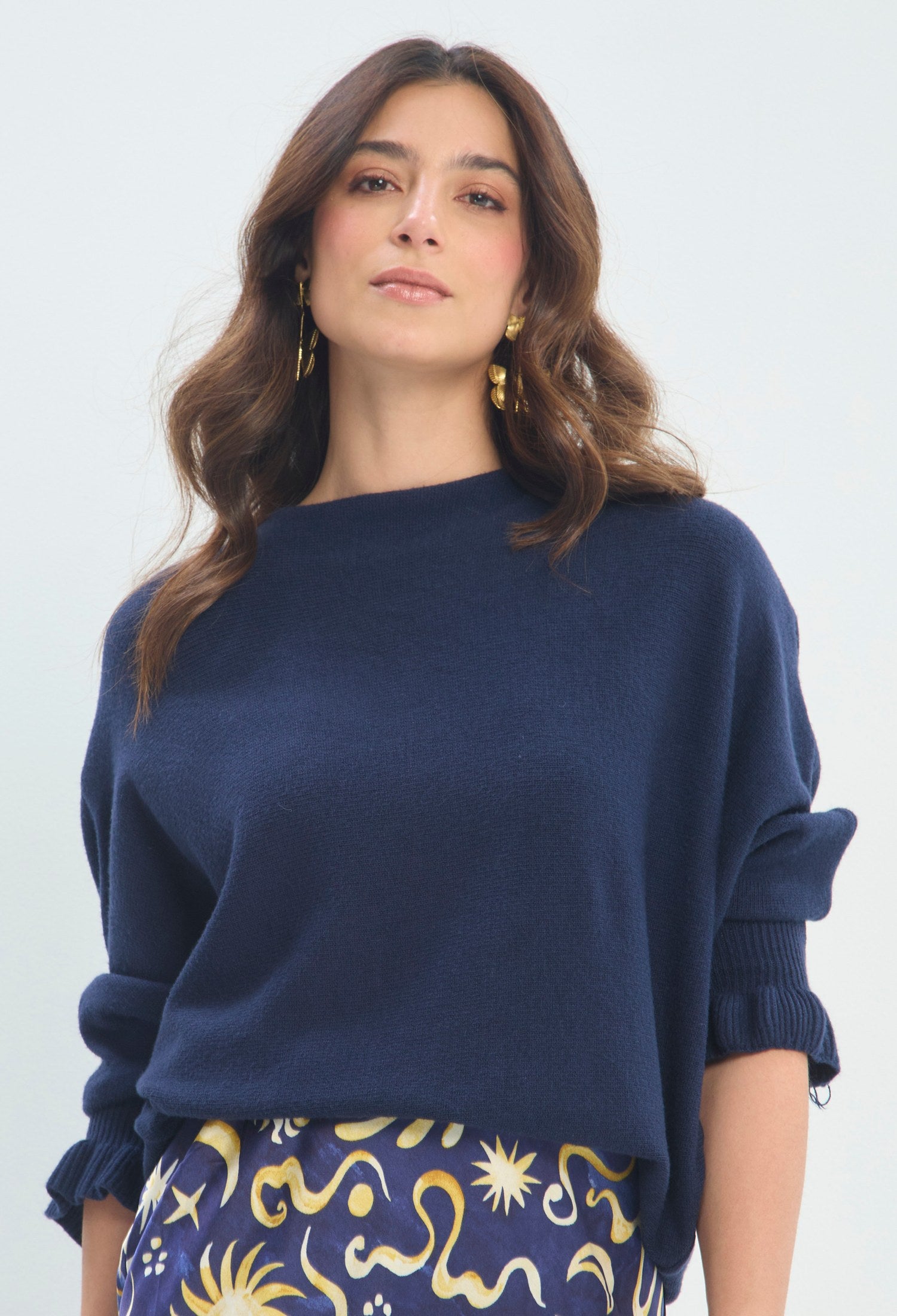 Blusa Tejida Puños Fruncidos azul marino sale BYBLA